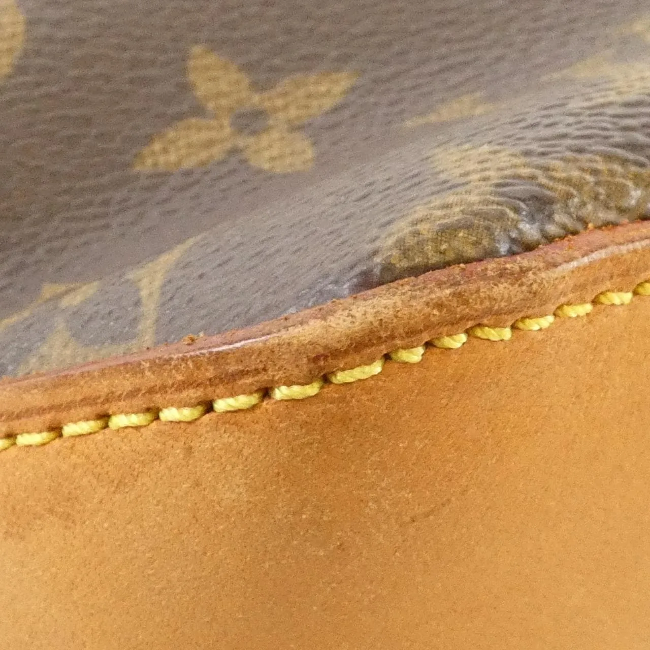 LOUIS VUITTON Trotteur M51240 Shoulder Monogram Black Monogram Rank B - Thumbnail 3