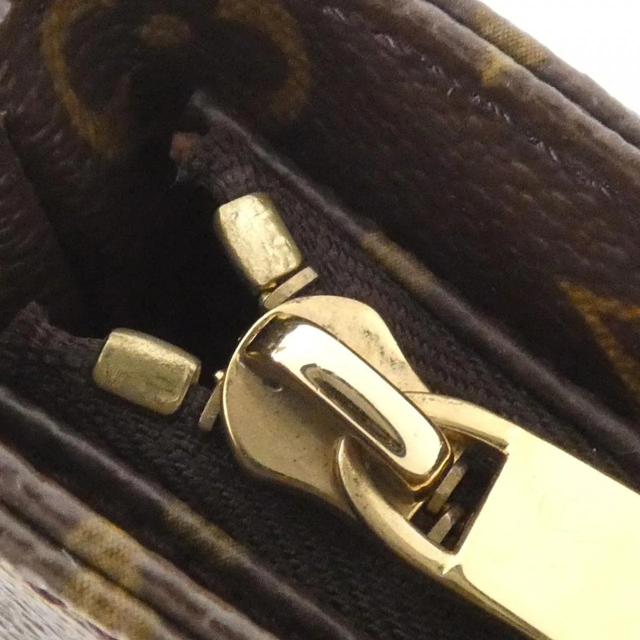LOUIS VUITTON Trotteur M51240 Shoulder Monogram Black Monogram Rank B - Thumbnail 6