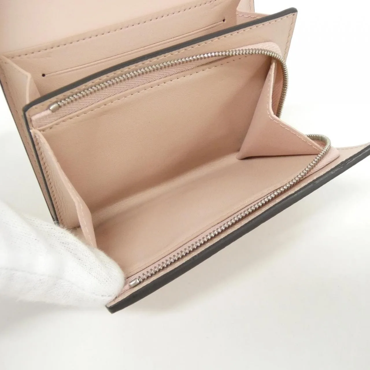 LOUIS VUITTON Mahina M62541 銀包 4