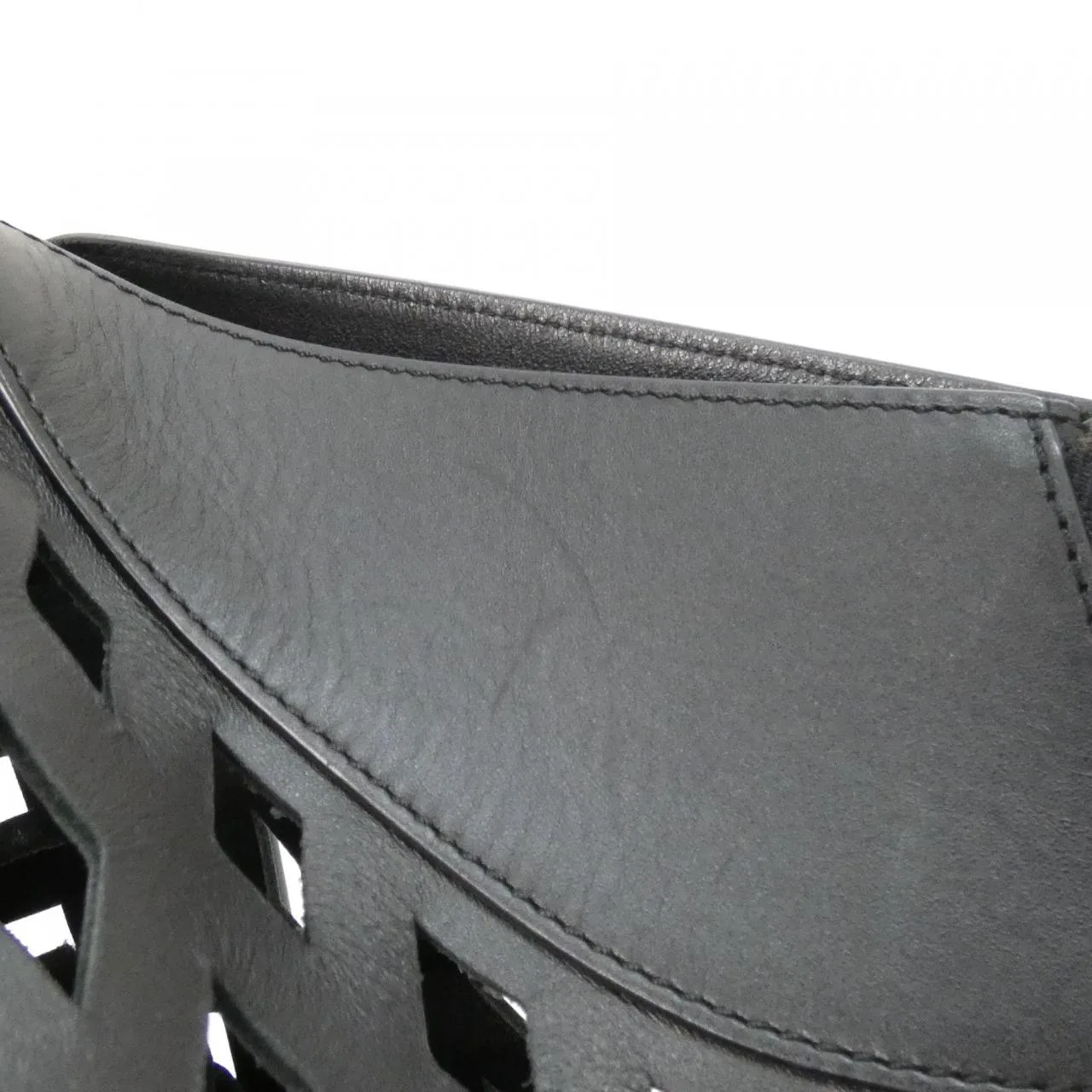 LOEWE Hammock 387 66XT38 Shoulder 4