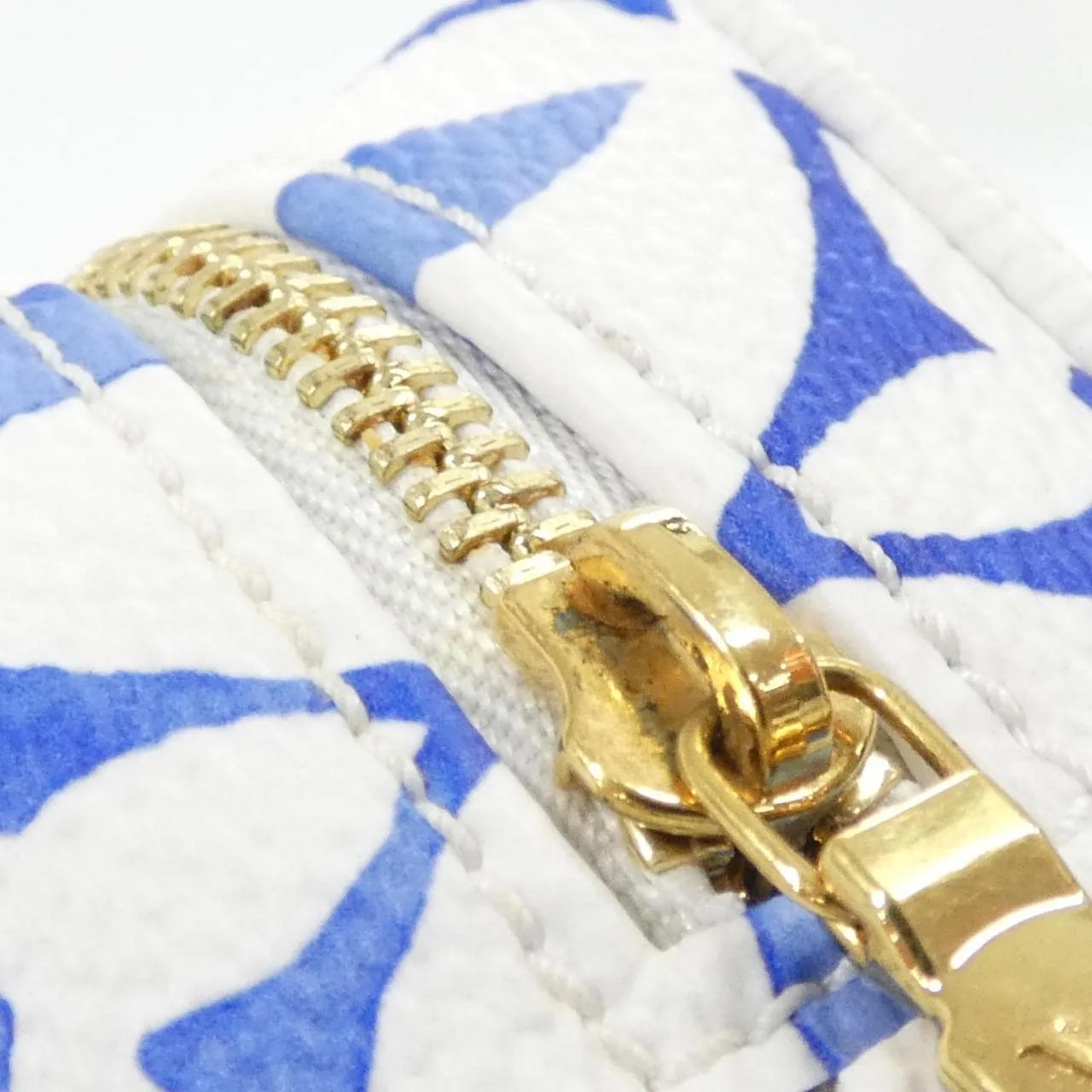 LOUIS VUITTON M82416 小袋 Monogram 5