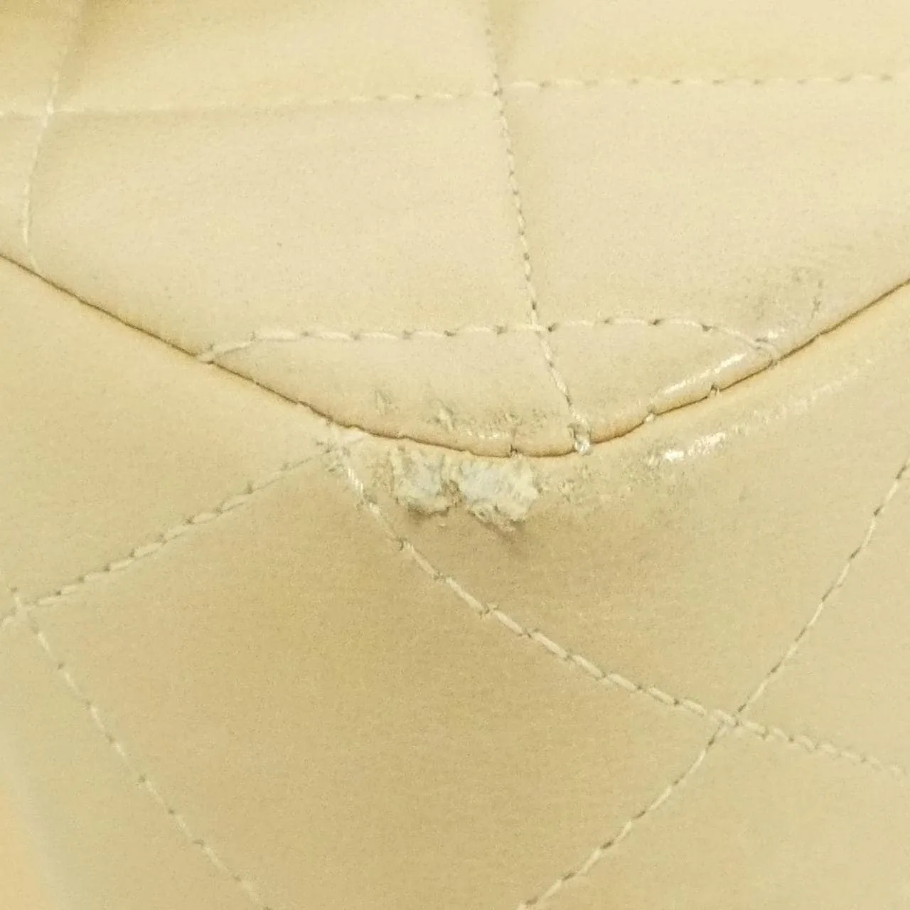 CHANEL Matelasse 1112 肩背包 羊皮 3