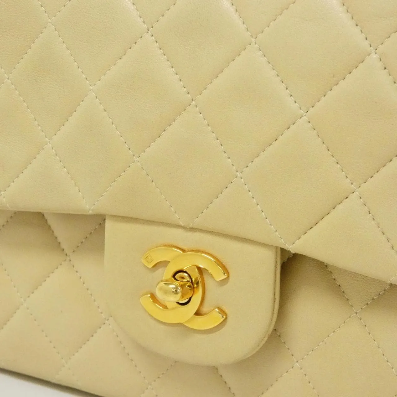 CHANEL Matelasse 1112 肩背包 羊皮 4