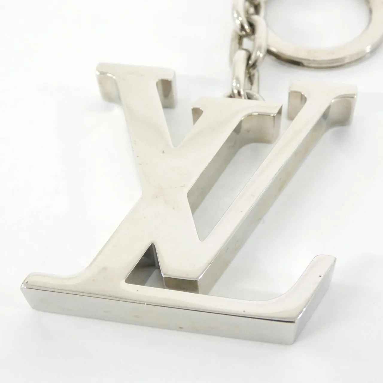 LOUIS VUITTON M65071 Key Case 2