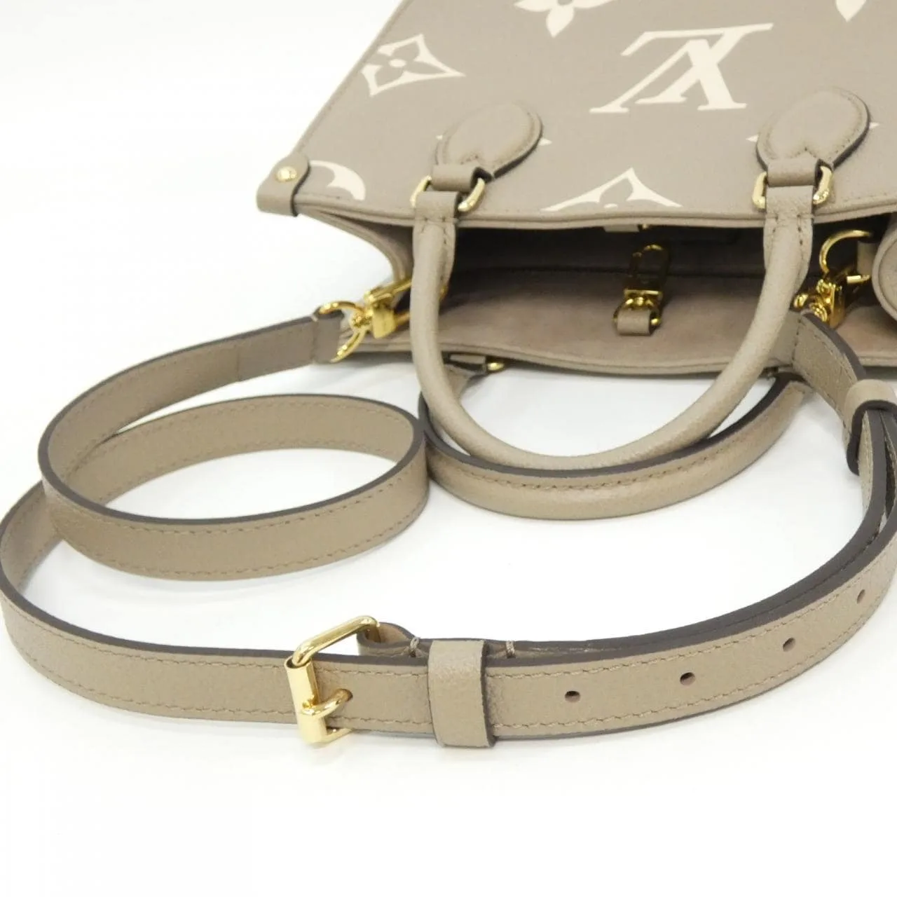 LOUIS VUITTON OnTheGo M45779 Handbag Monogram Black Monogram Rank A - Thumbnail 5