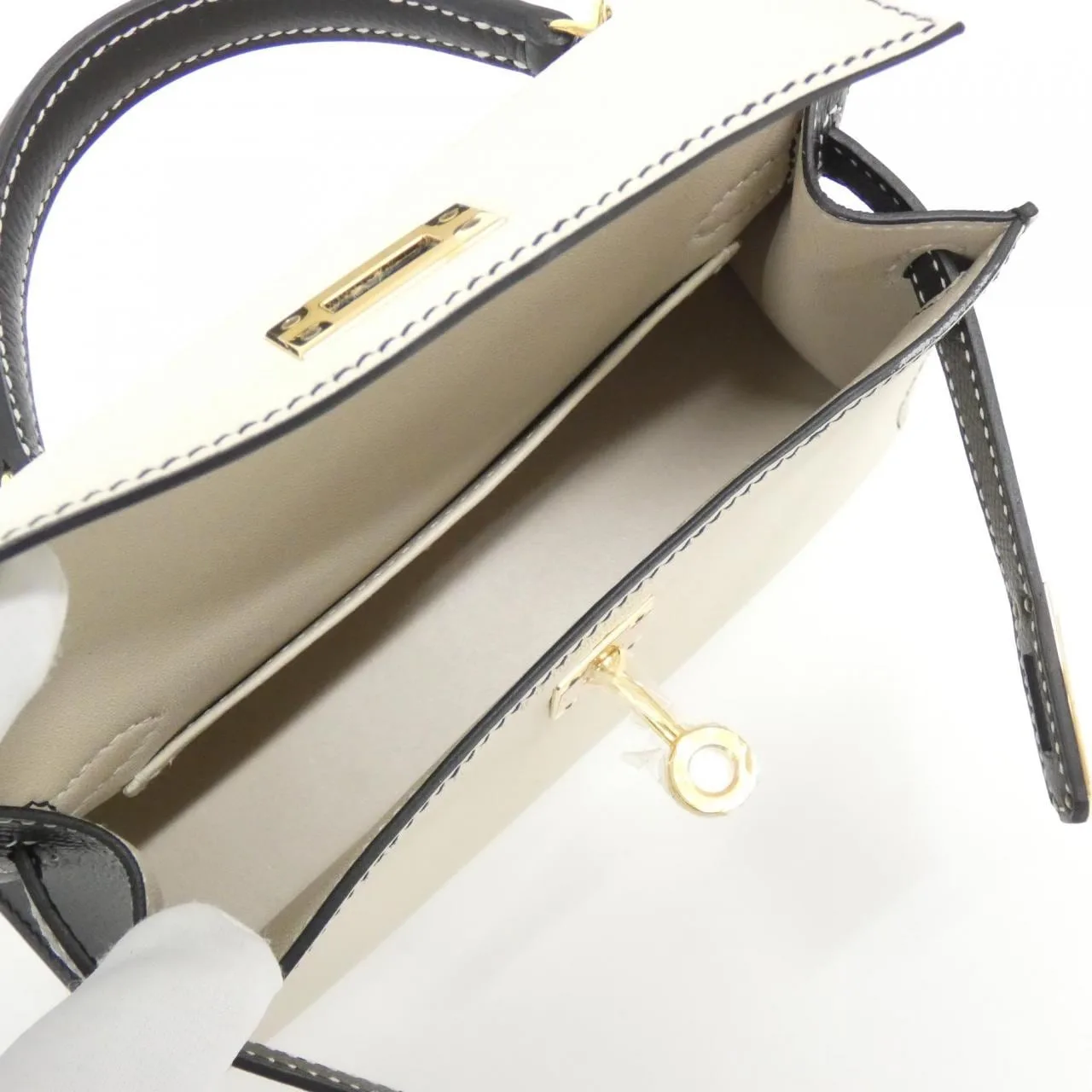 HERMES Kelly Handbag Epsom Black Epsom Leather Rank A - Thumbnail 7