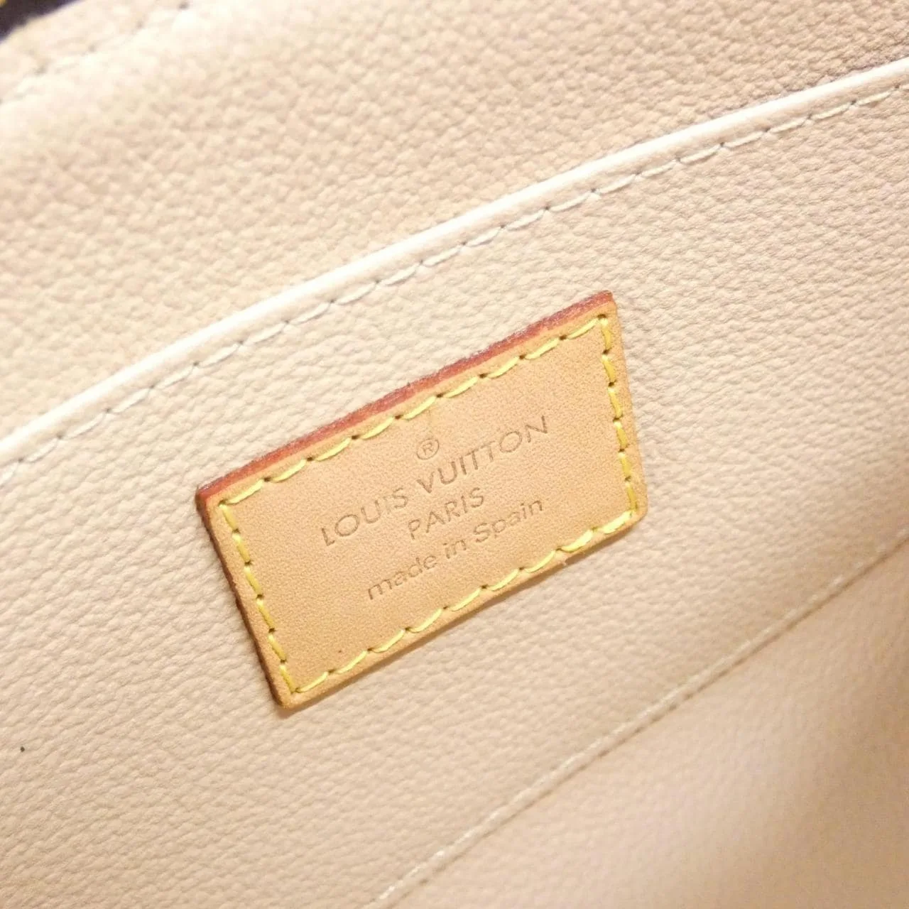 LOUIS VUITTON Pochette M47515 Pouch Monogram 黑色 Monogram 中古品A - 縮圖 5