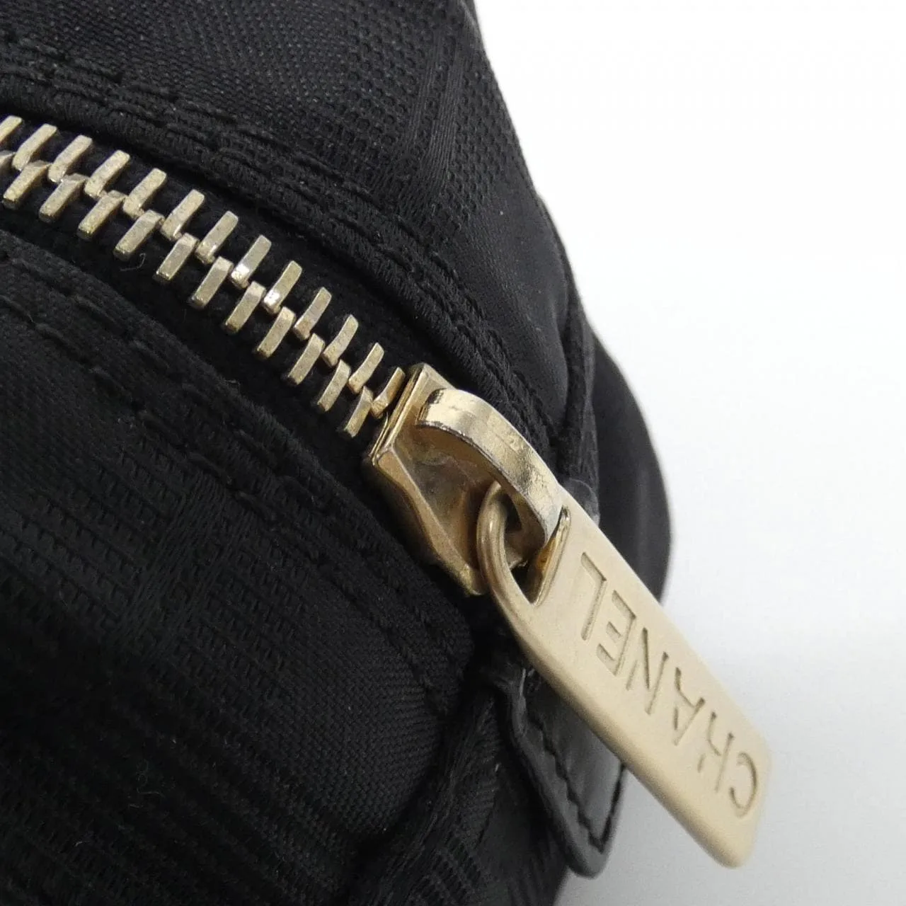 CHANEL 15828 Handbag Nylon 4