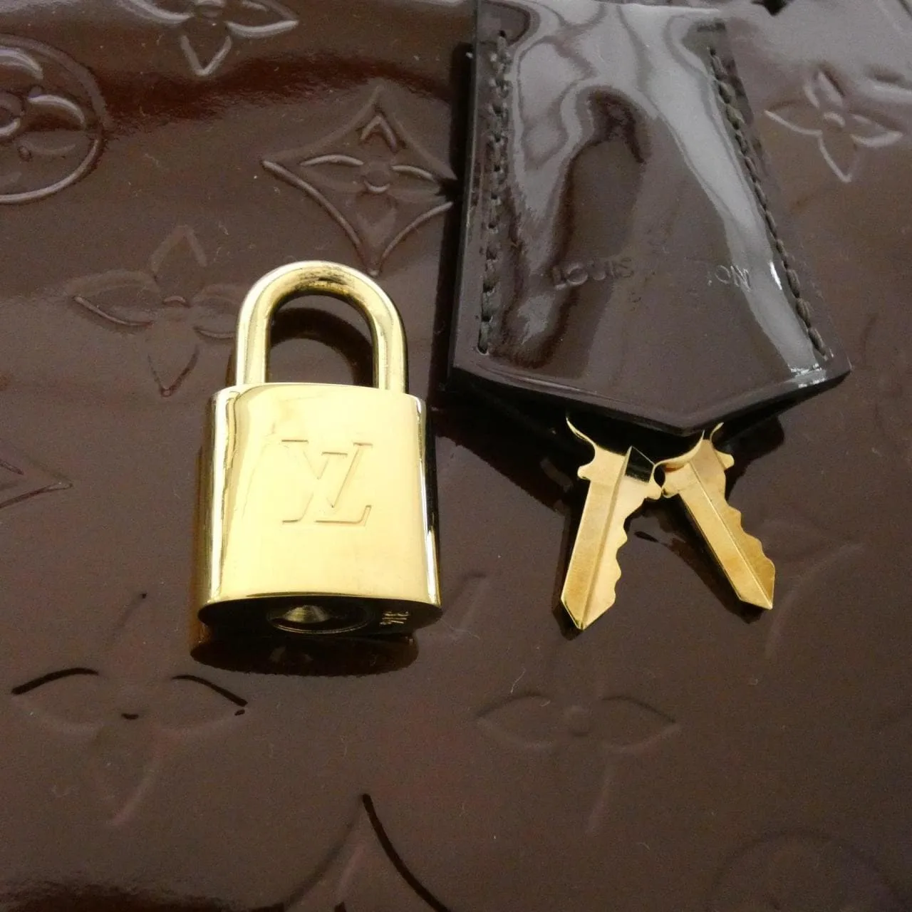 LOUIS VUITTON Alma M91691 手提包 Vernis 漆皮 黑色 Vernis 中古品A - 縮圖 4