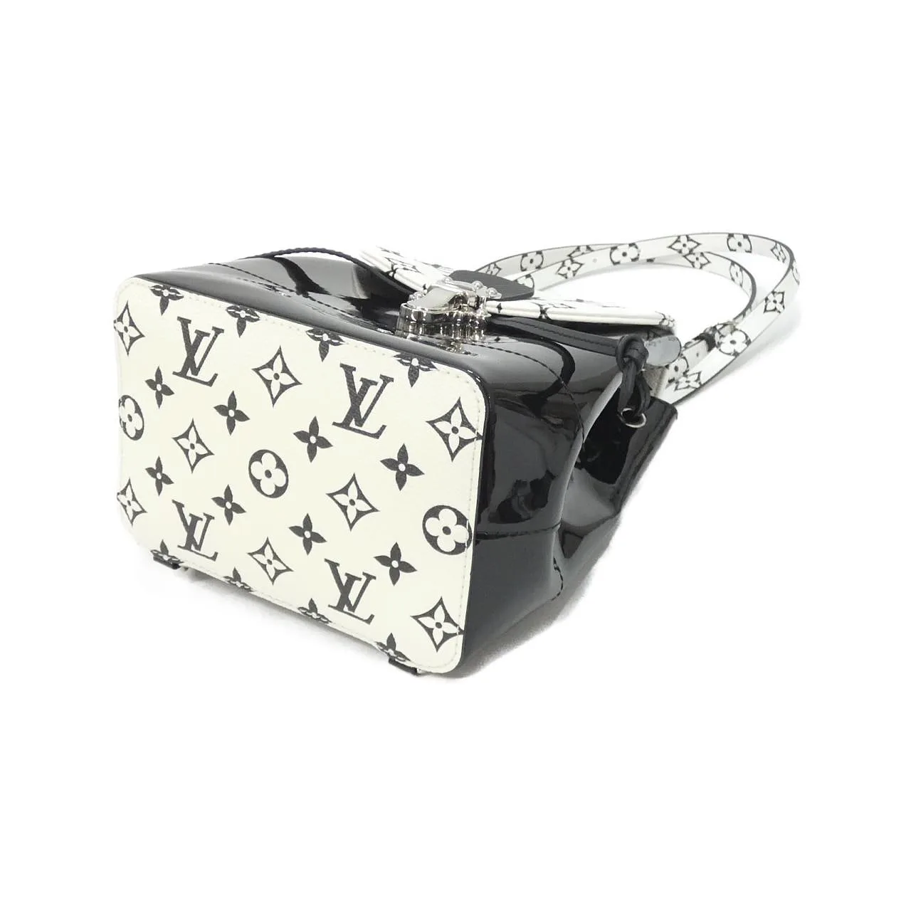 LOUIS VUITTON M53637 Backpack Vernis Black Vernis Rank A - Thumbnail 3
