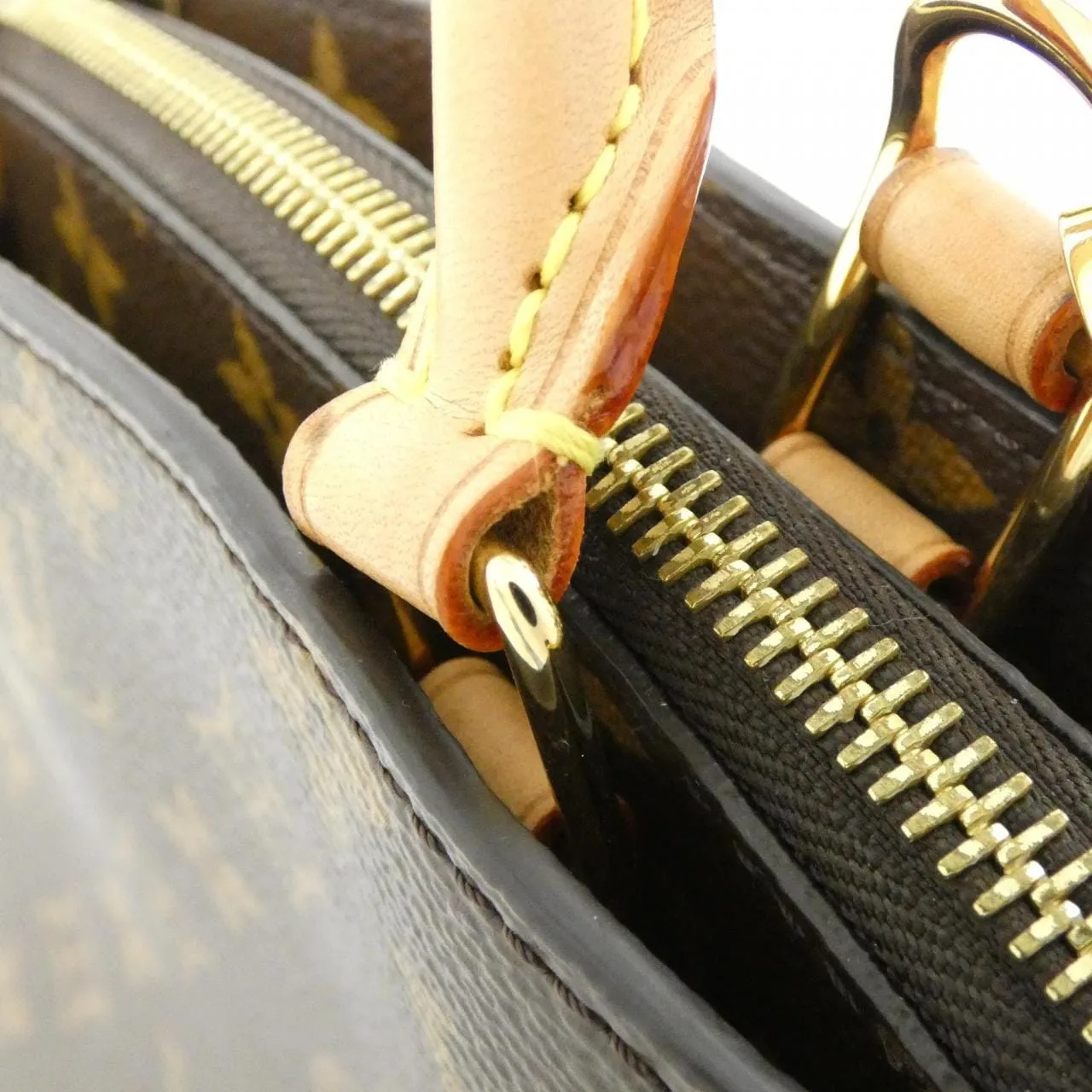 LOUIS VUITTON M45900 Handbag Monogram 5