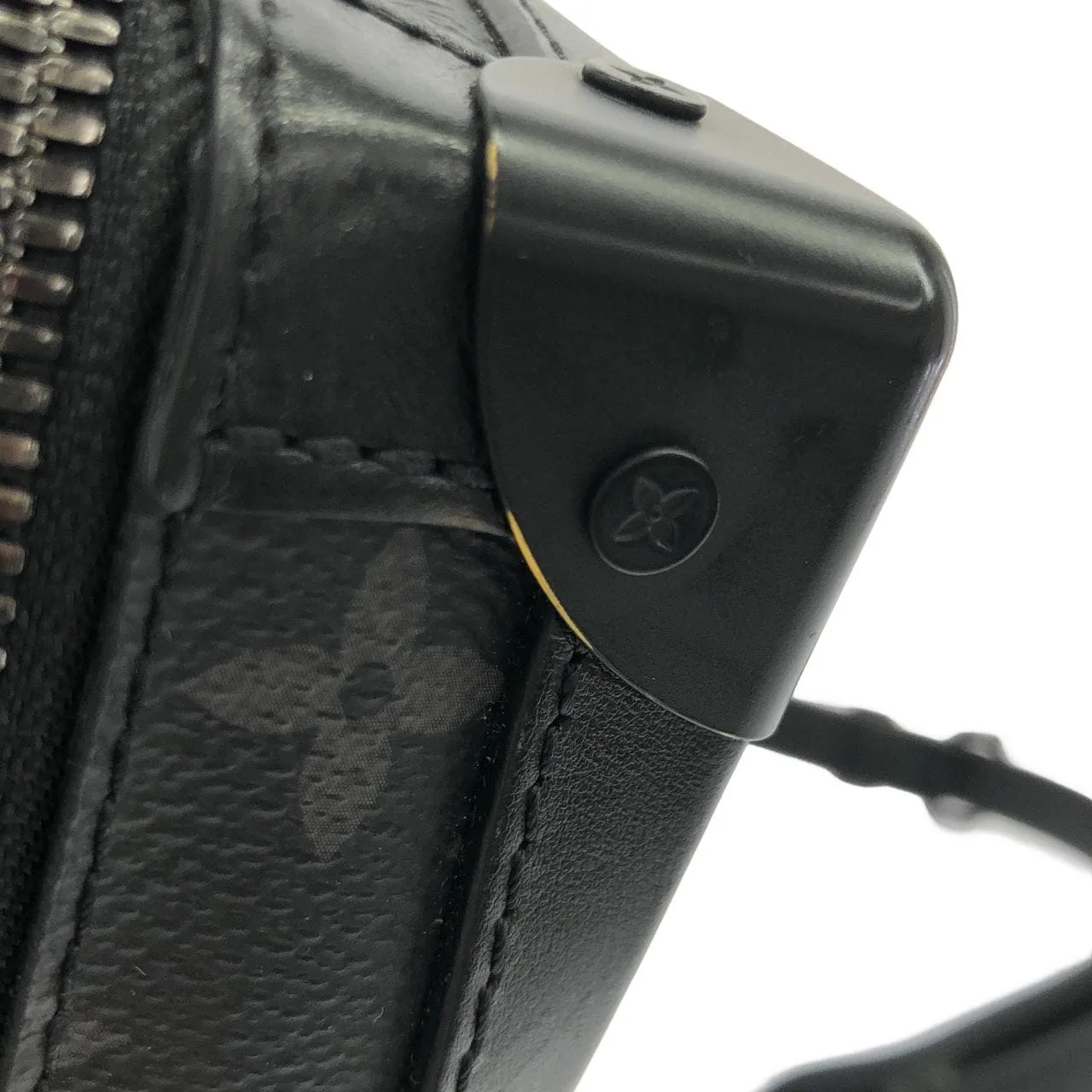 LOUIS VUITTON Soft Trunk M44730 肩背包 Monogram 4