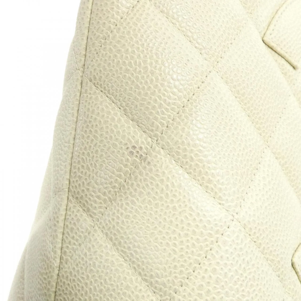 CHANEL Matelasse 1804 Handbag Grained Calfskin 4