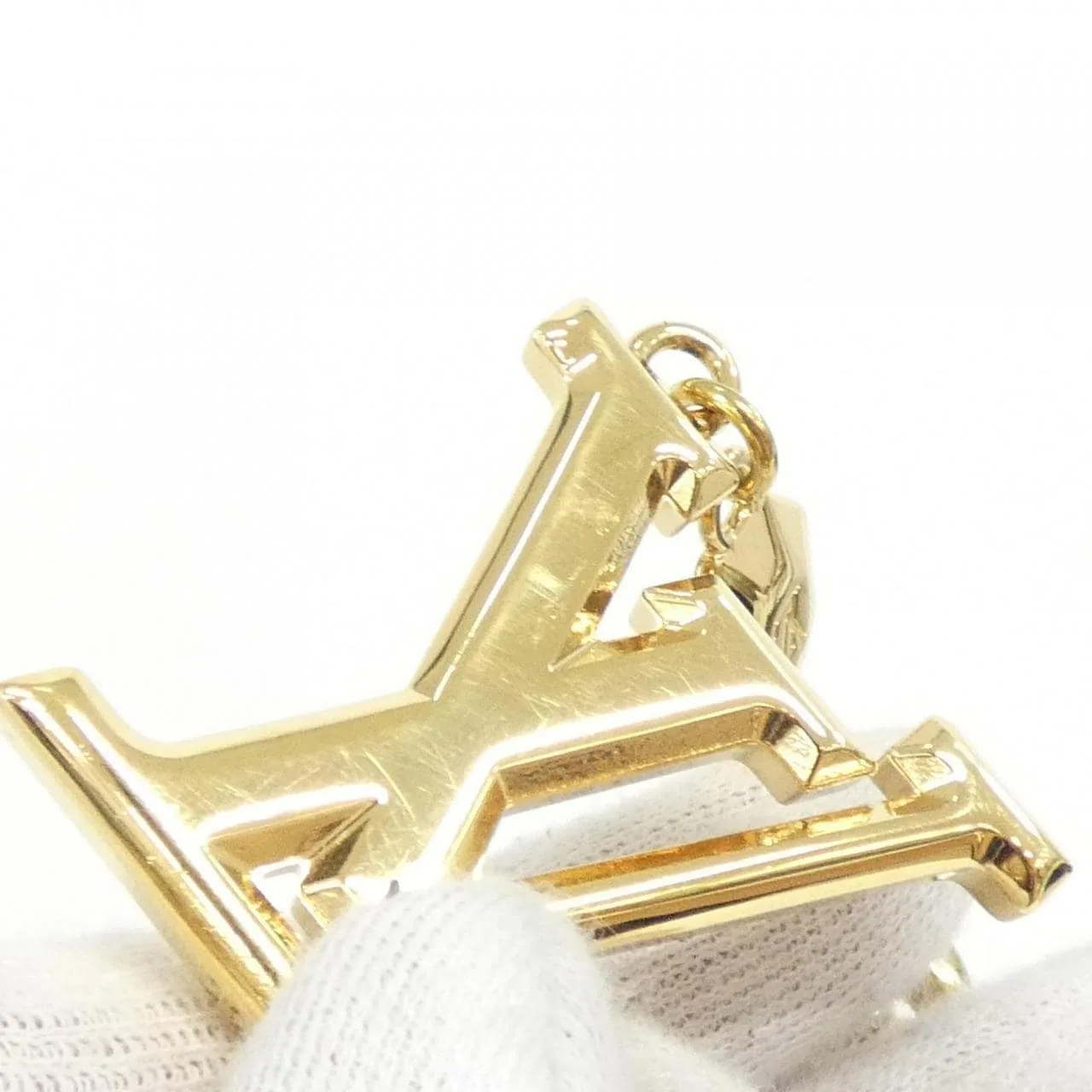 LOUIS VUITTON M65216 Key Case 3