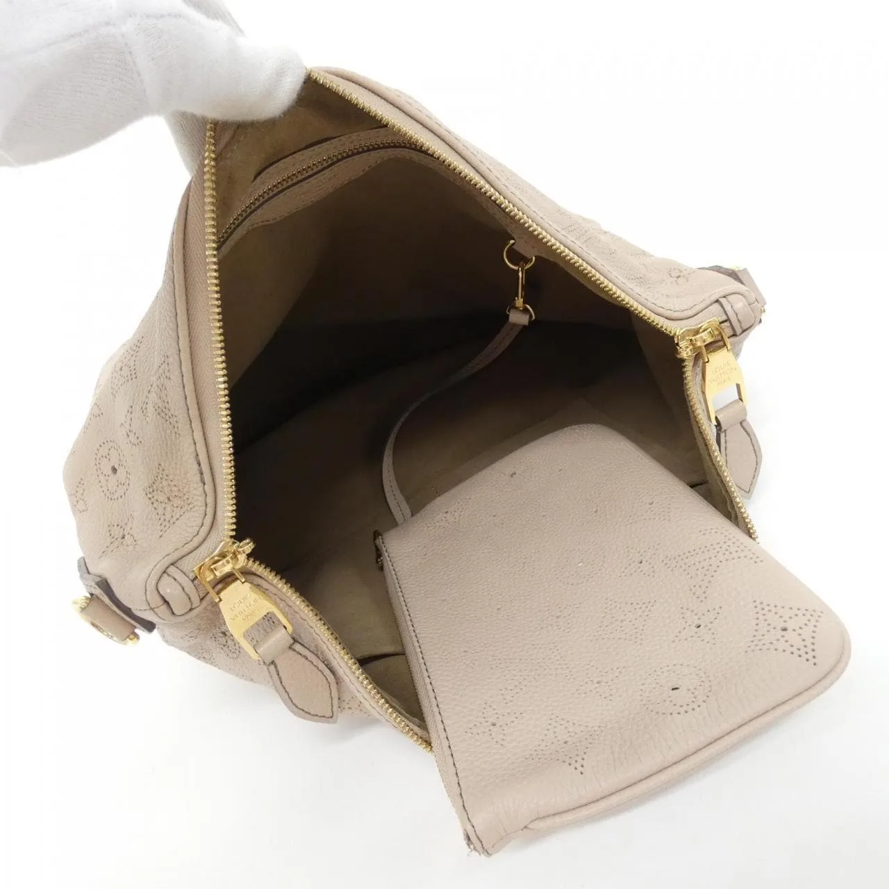 LOUIS VUITTON Mahina M97141 Shoulder Black Rank A - Thumbnail 7