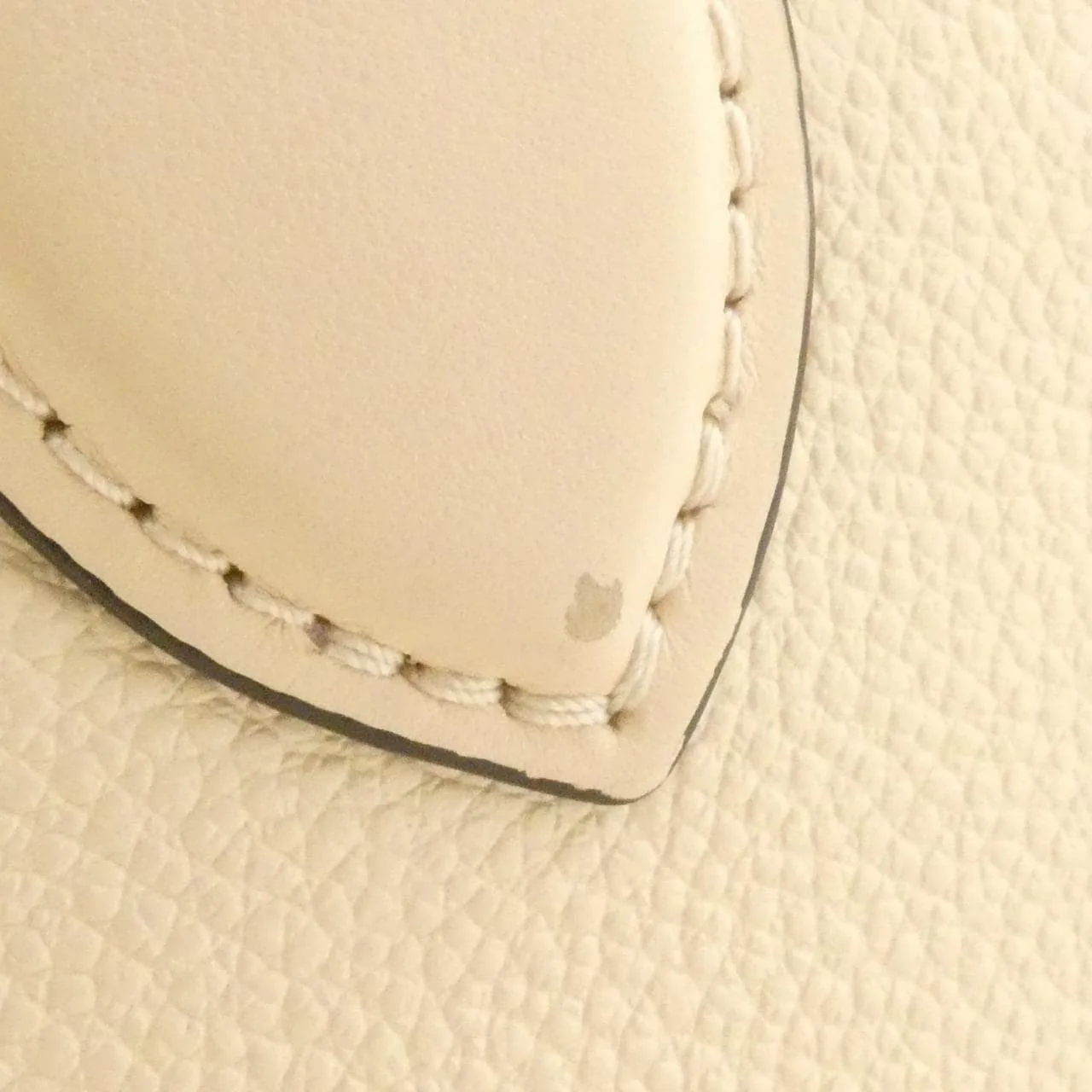 LOUIS VUITTON OnTheGo M46569 Handbag Monogram 黑色 Monogram 中古品B - 縮圖 4