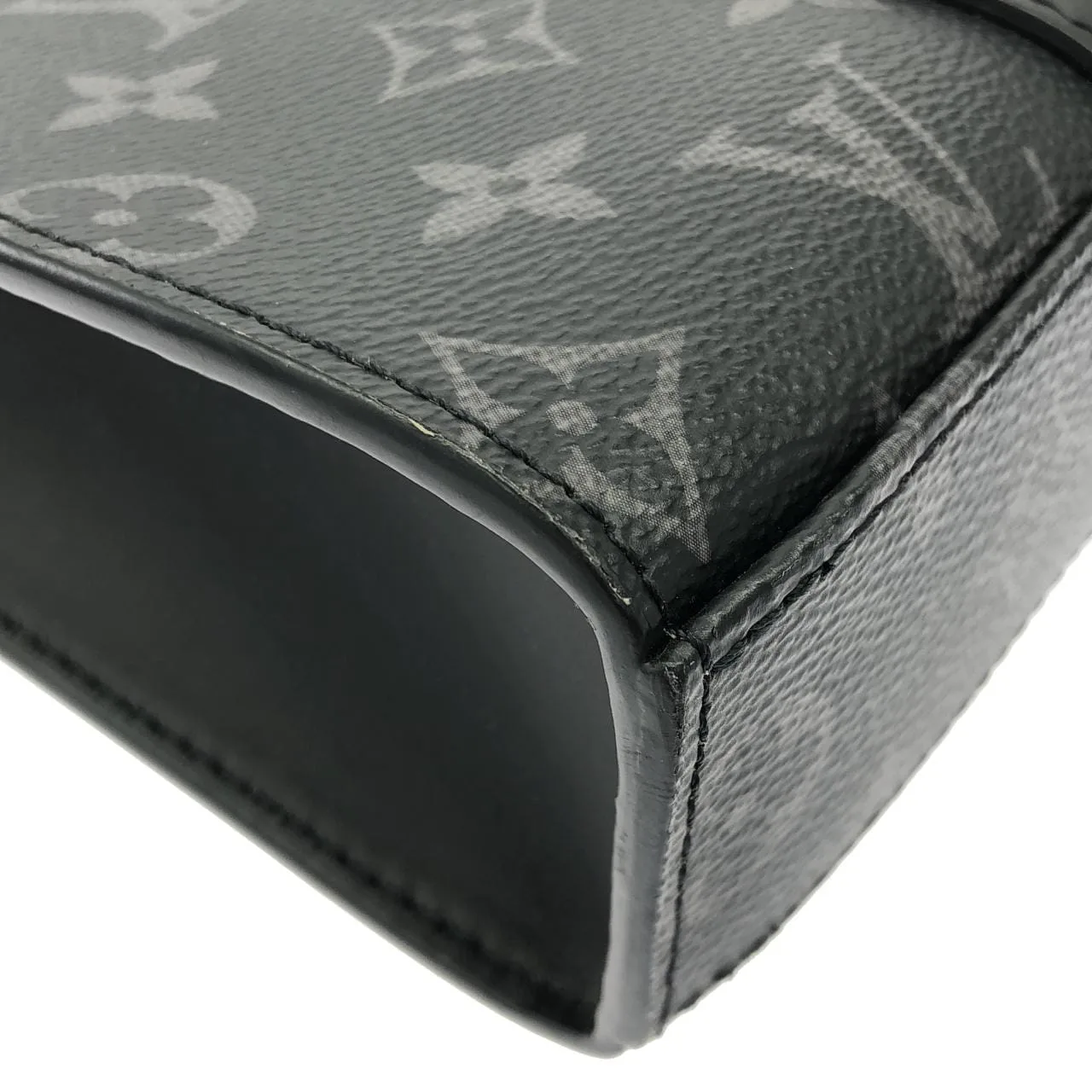 LOUIS VUITTON Eclipse M46098 手提包 Monogram 3