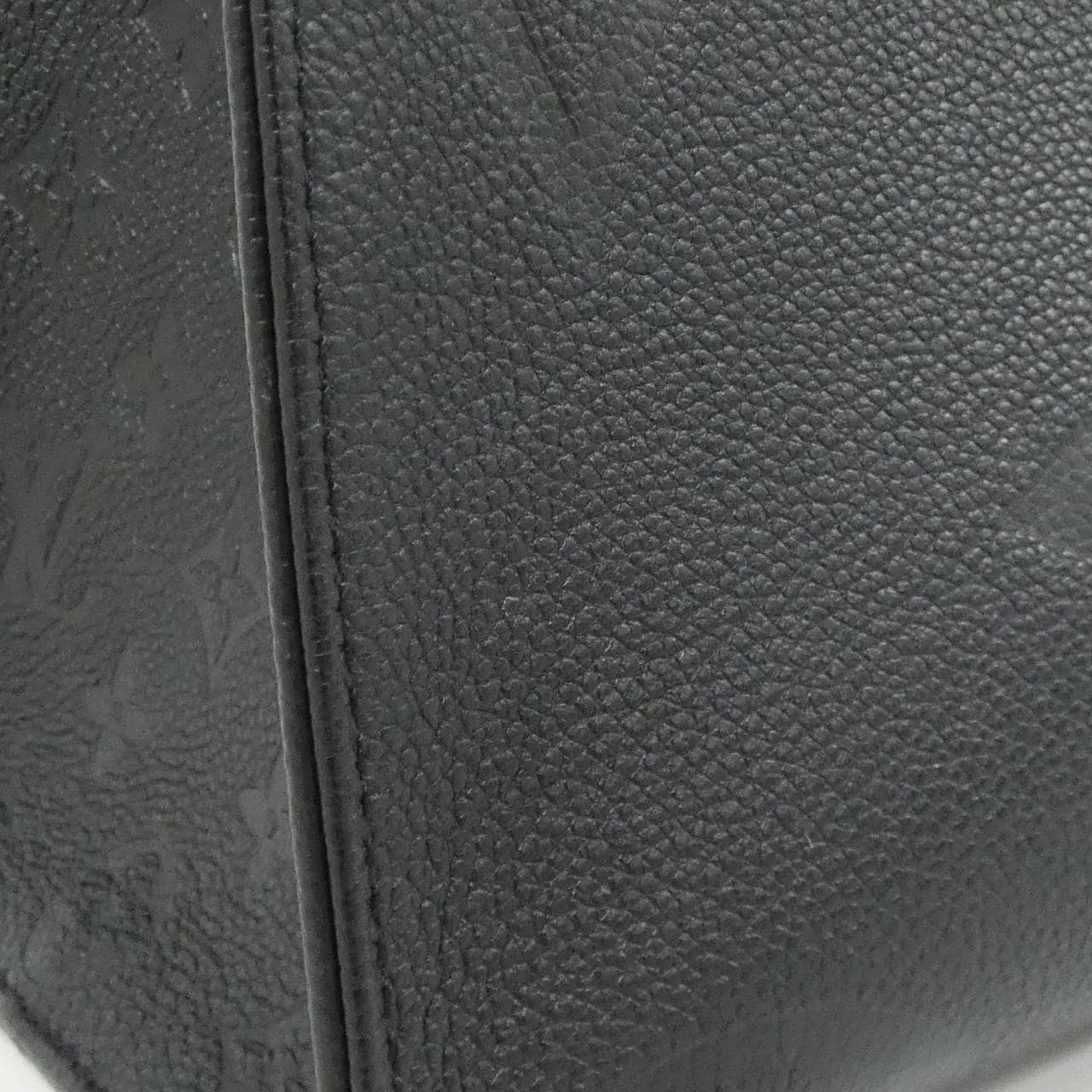 LOUIS VUITTON OnTheGo M45595 Handbag Monogram 黑色 Monogram 中古品A - 縮圖 6