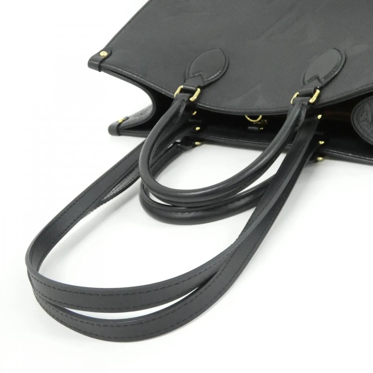 LOUIS VUITTON OnTheGo M45595 Handbag Monogram 黑色 Monogram 中古品A - 縮圖 8