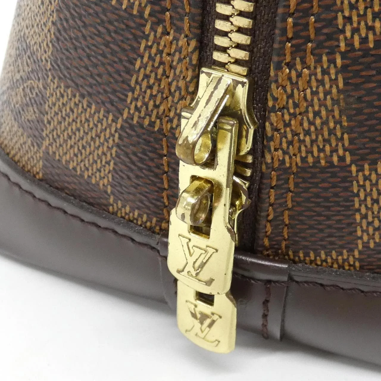 LOUIS VUITTON Alma N51131 Handbag Damier 5