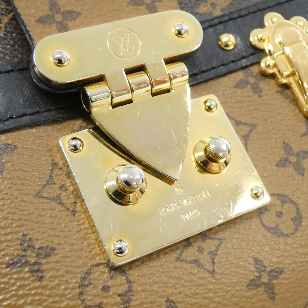 LOUIS VUITTON M43596 Shoulder Monogram 黑色 Monogram 中古品B - 縮圖 3