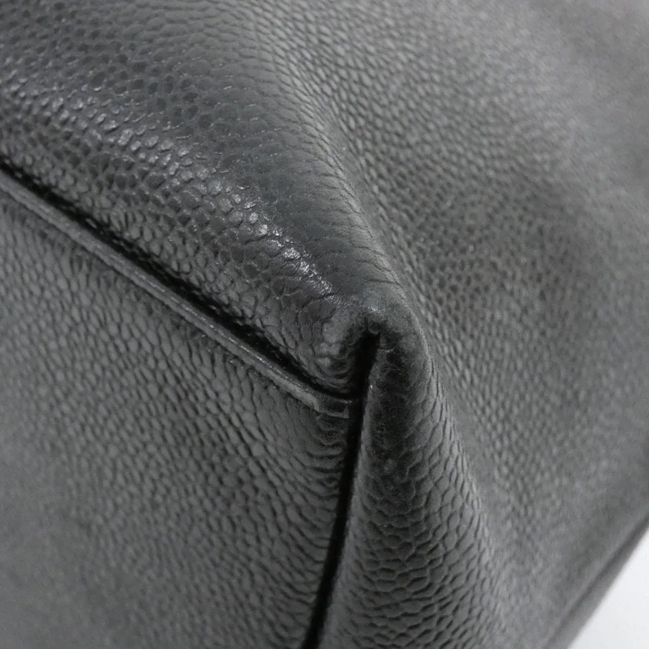 CHANEL Shoulder Grained Calfskin 3