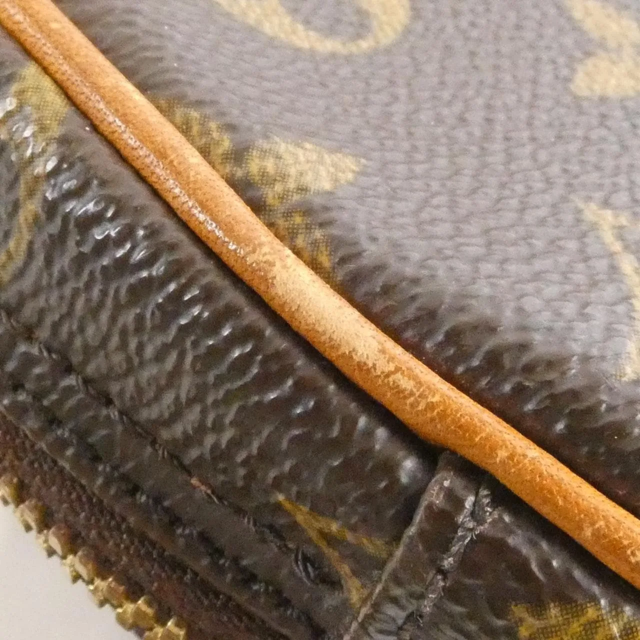LOUIS VUITTON Pochette M51870 Shoulder Monogram 4