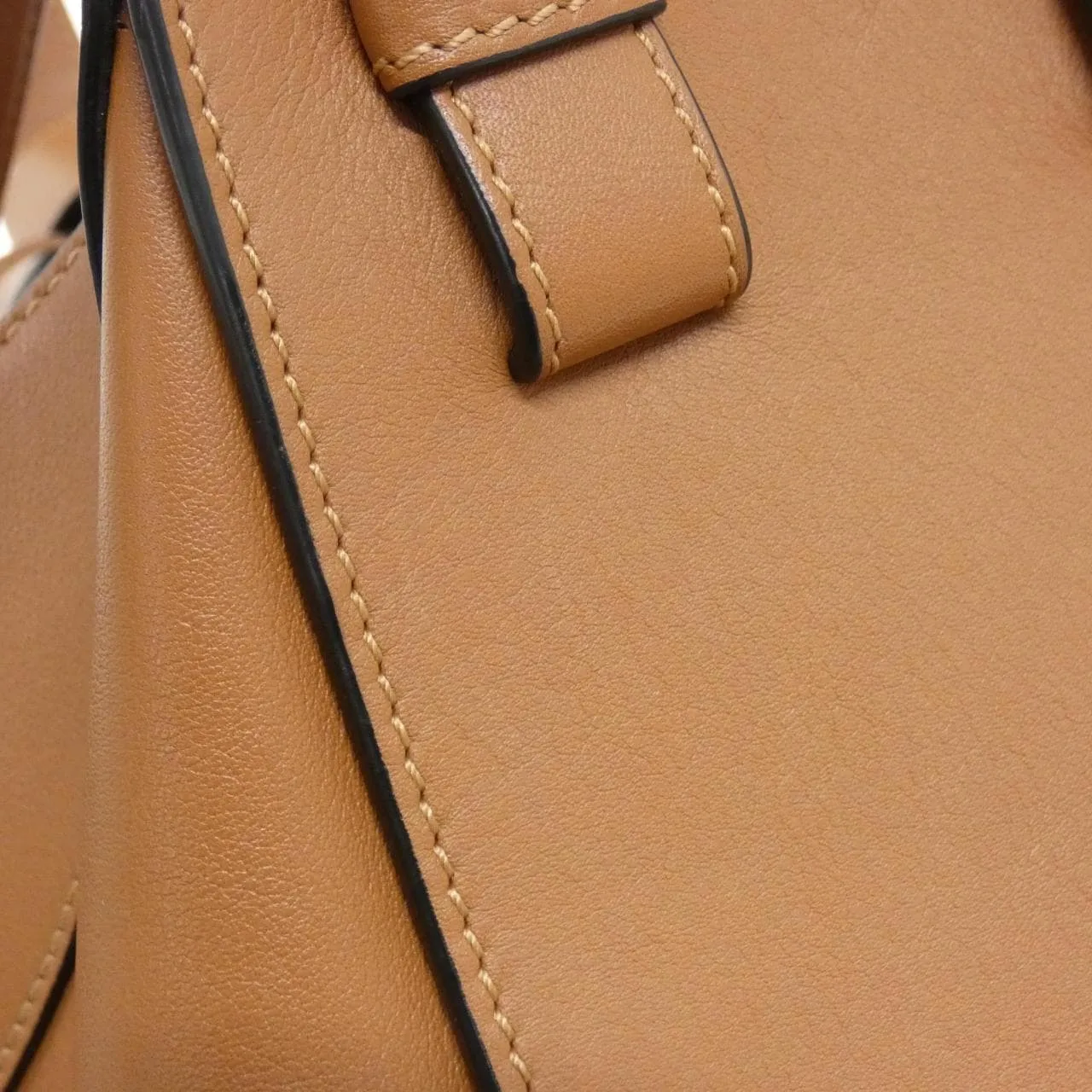 LOEWE Hammock 387 30 S35 Shoulder 5