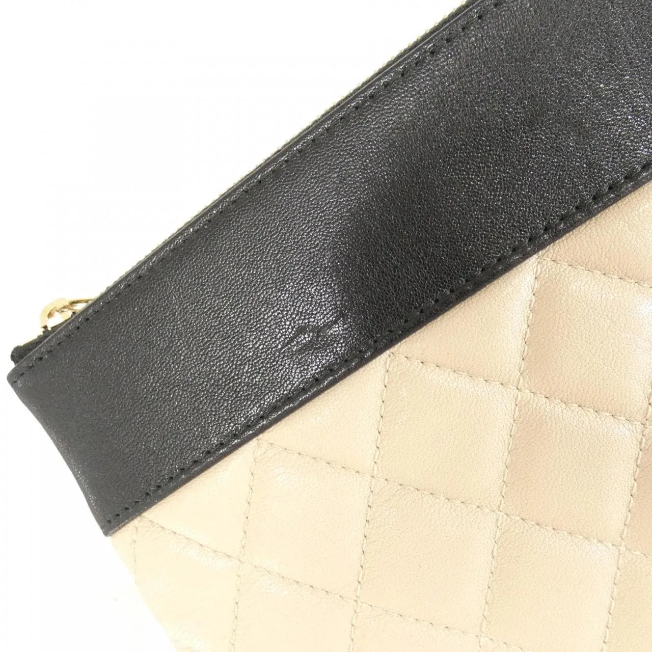 CHANEL 80993 Pouch 4