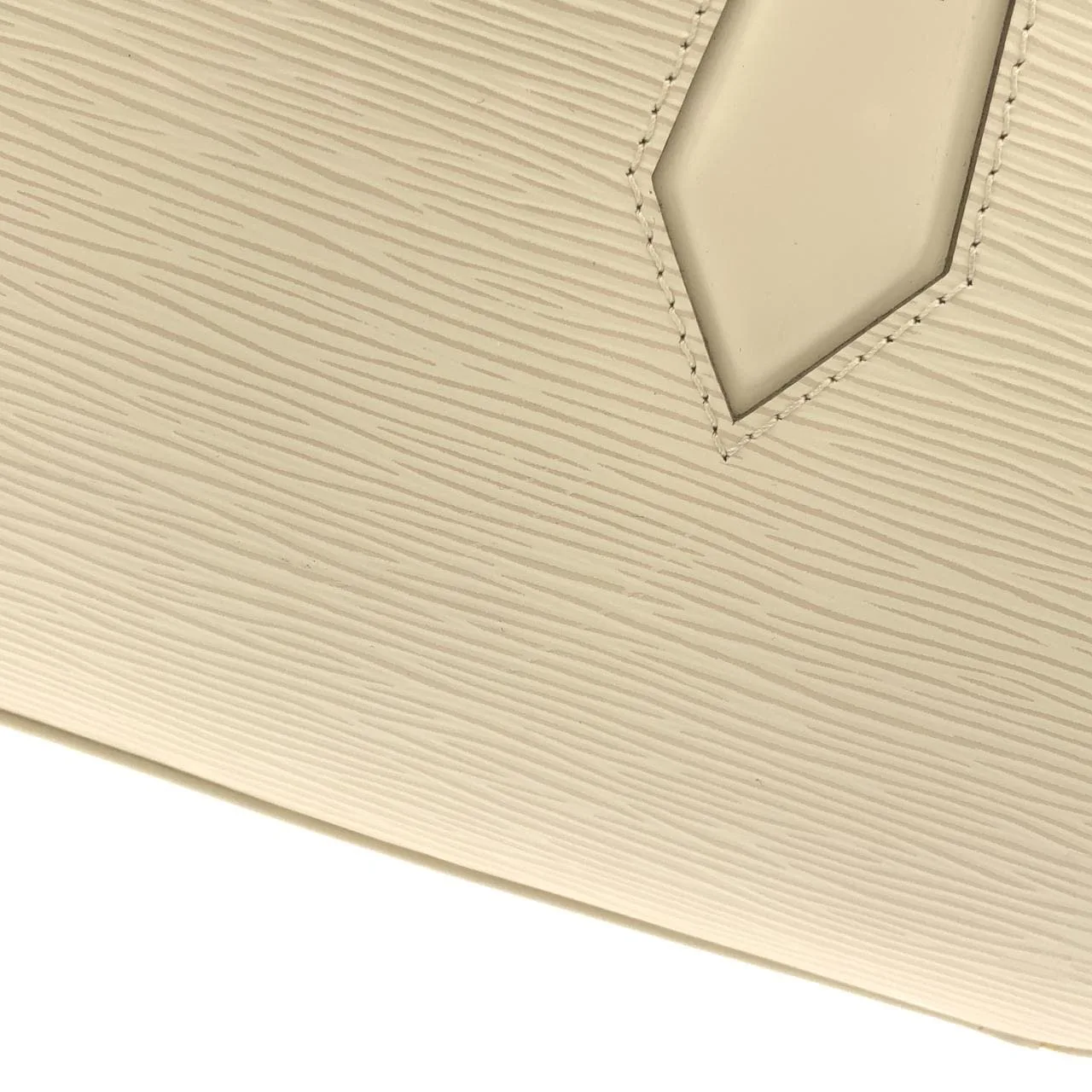 LOUIS VUITTON M5278J Handbag Epi 5