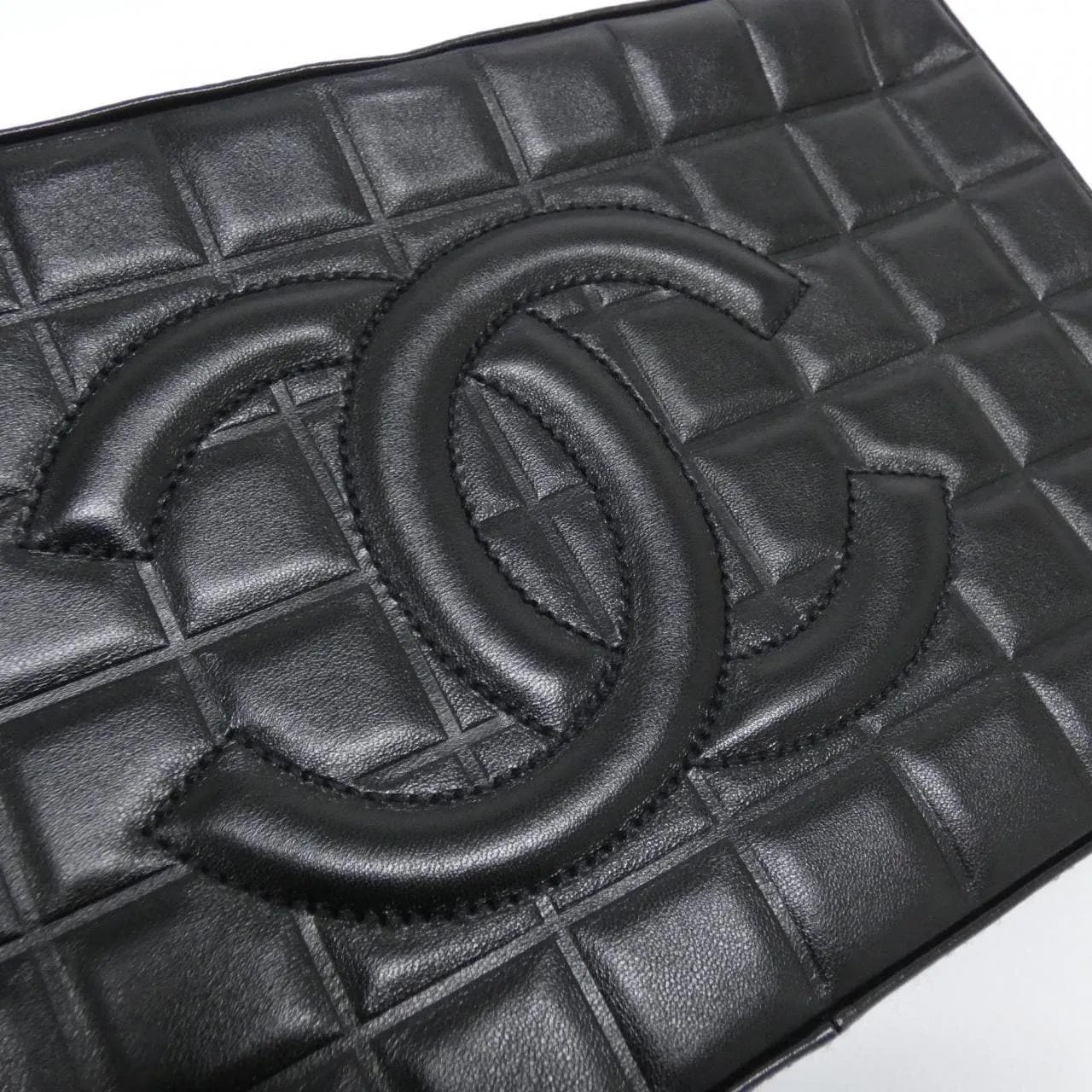 CHANEL 17365 Shoulder Lambskin 4