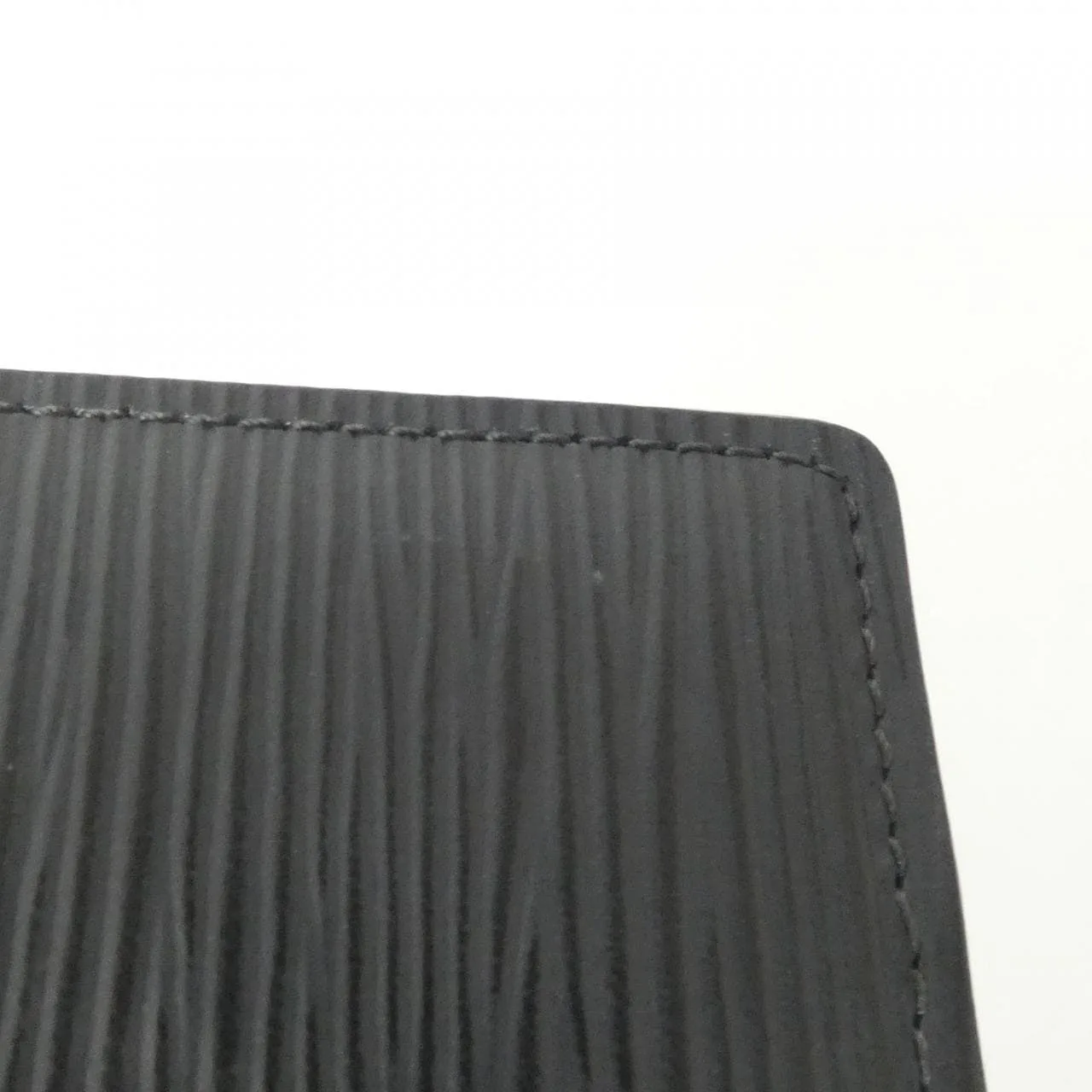 LOUIS VUITTON M61588 卡片套 Epi 5