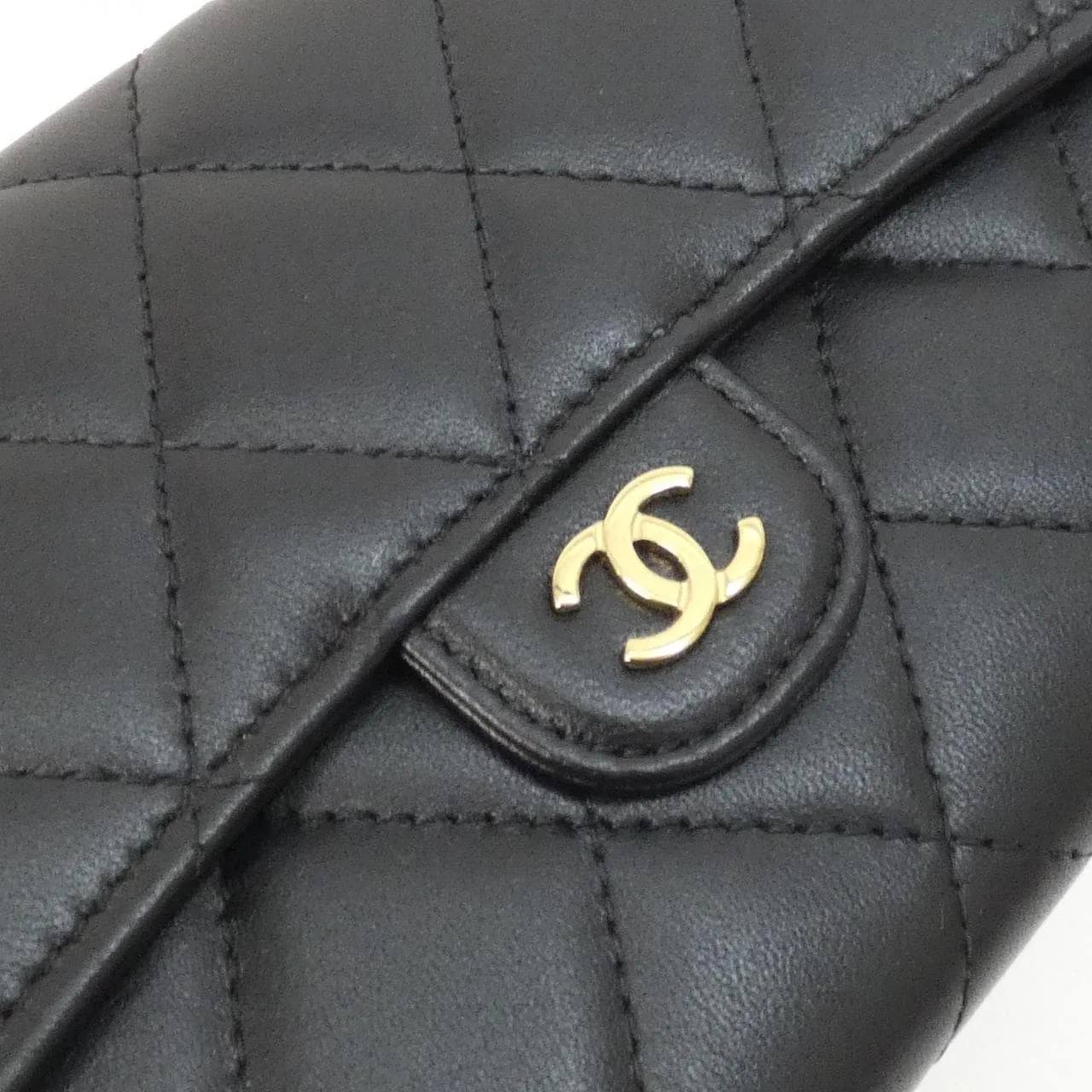 CHANEL Timeless Classic AP0241 Wallet Lambskin 3