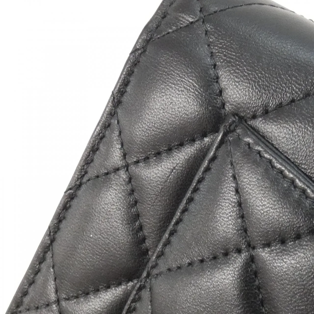 CHANEL AP4241 Wallet Lambskin 5