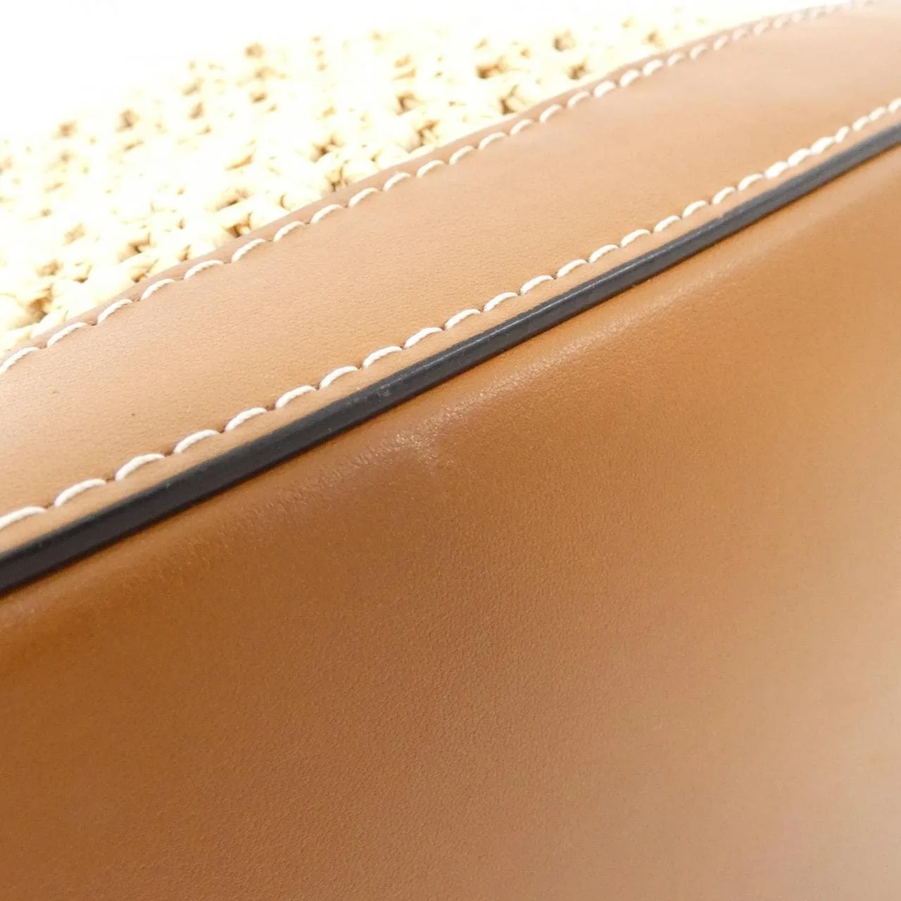 LOUIS VUITTON M24722 手提包 3