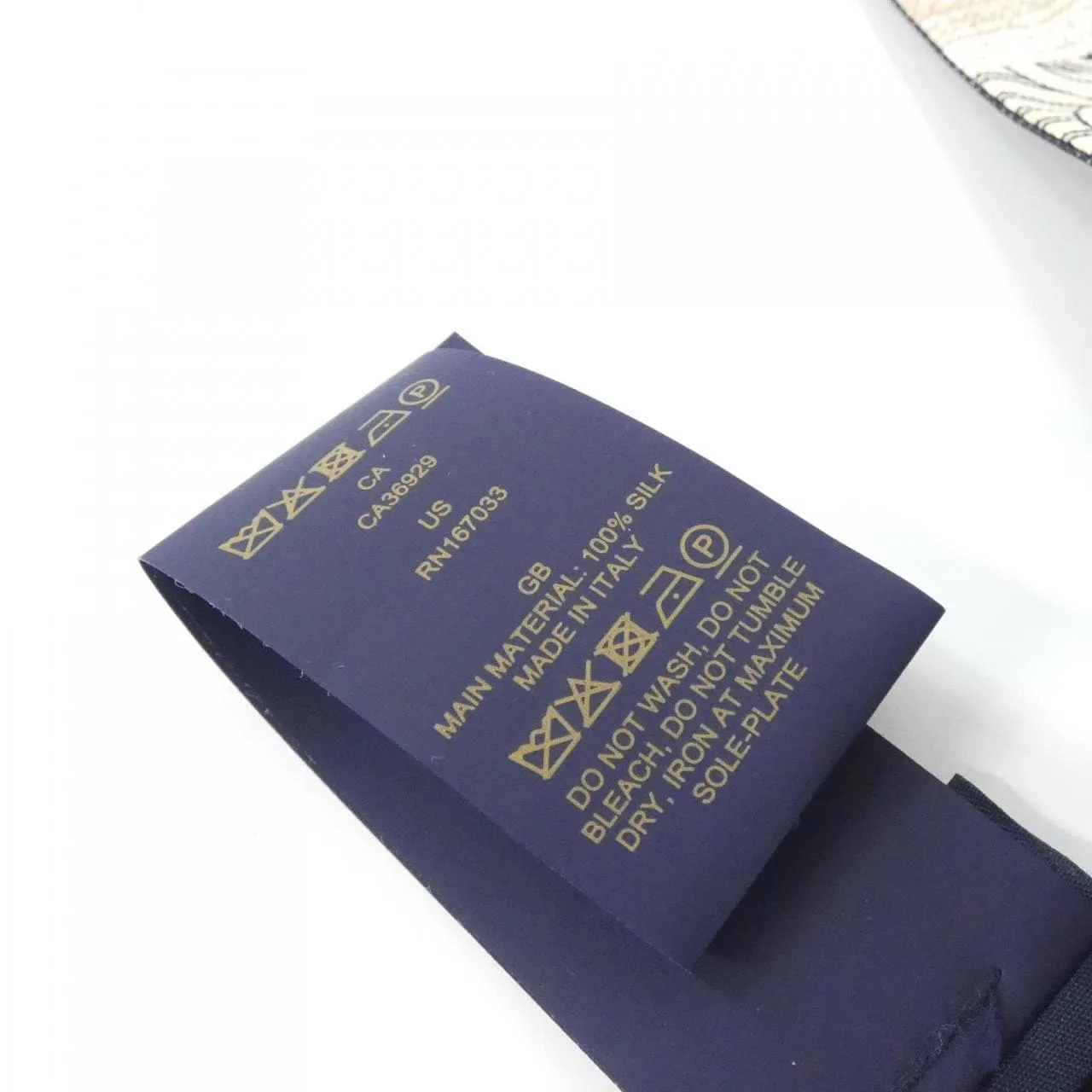 LOUIS VUITTON M93323 Scarf 4