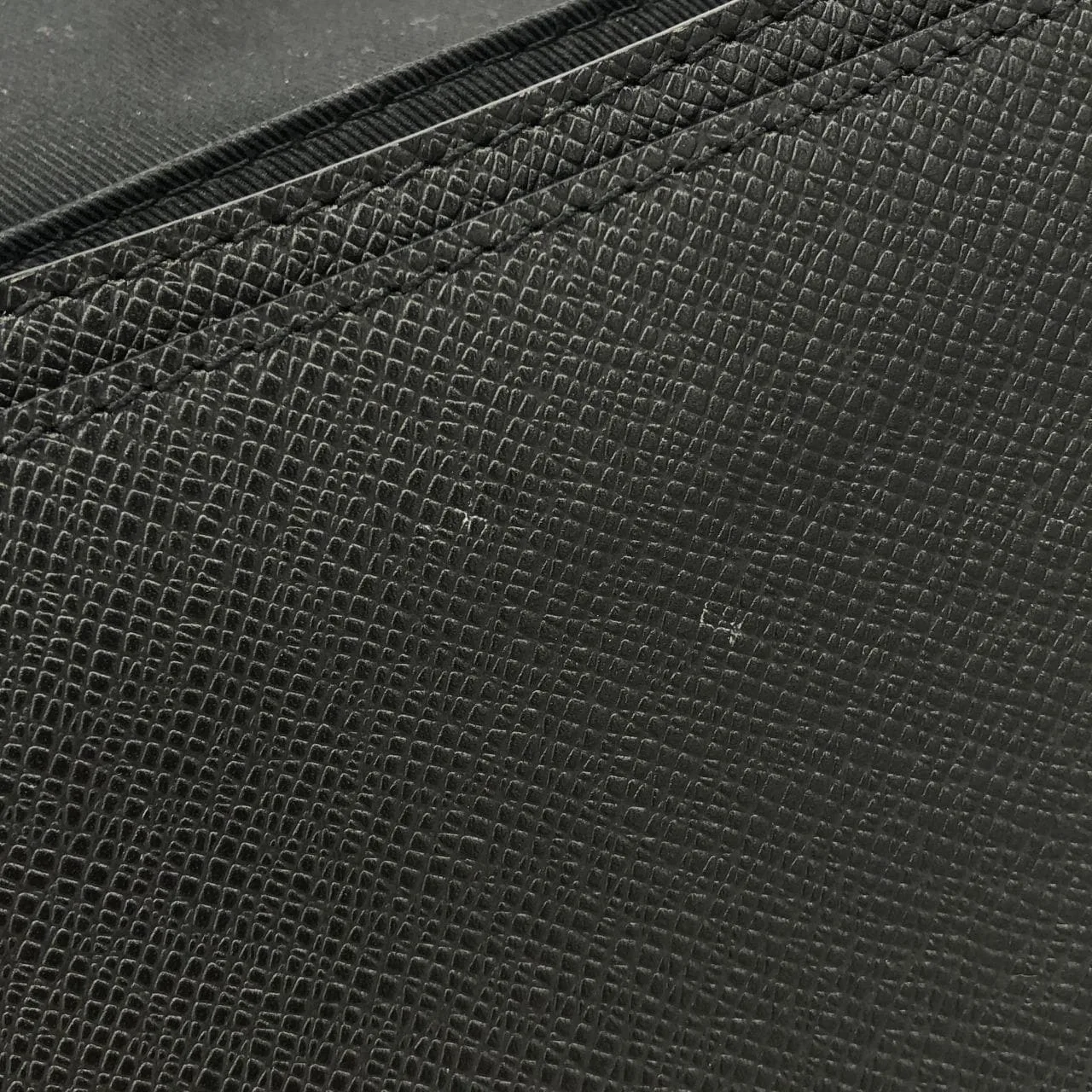 LOUIS VUITTON District M30850 肩背包 4