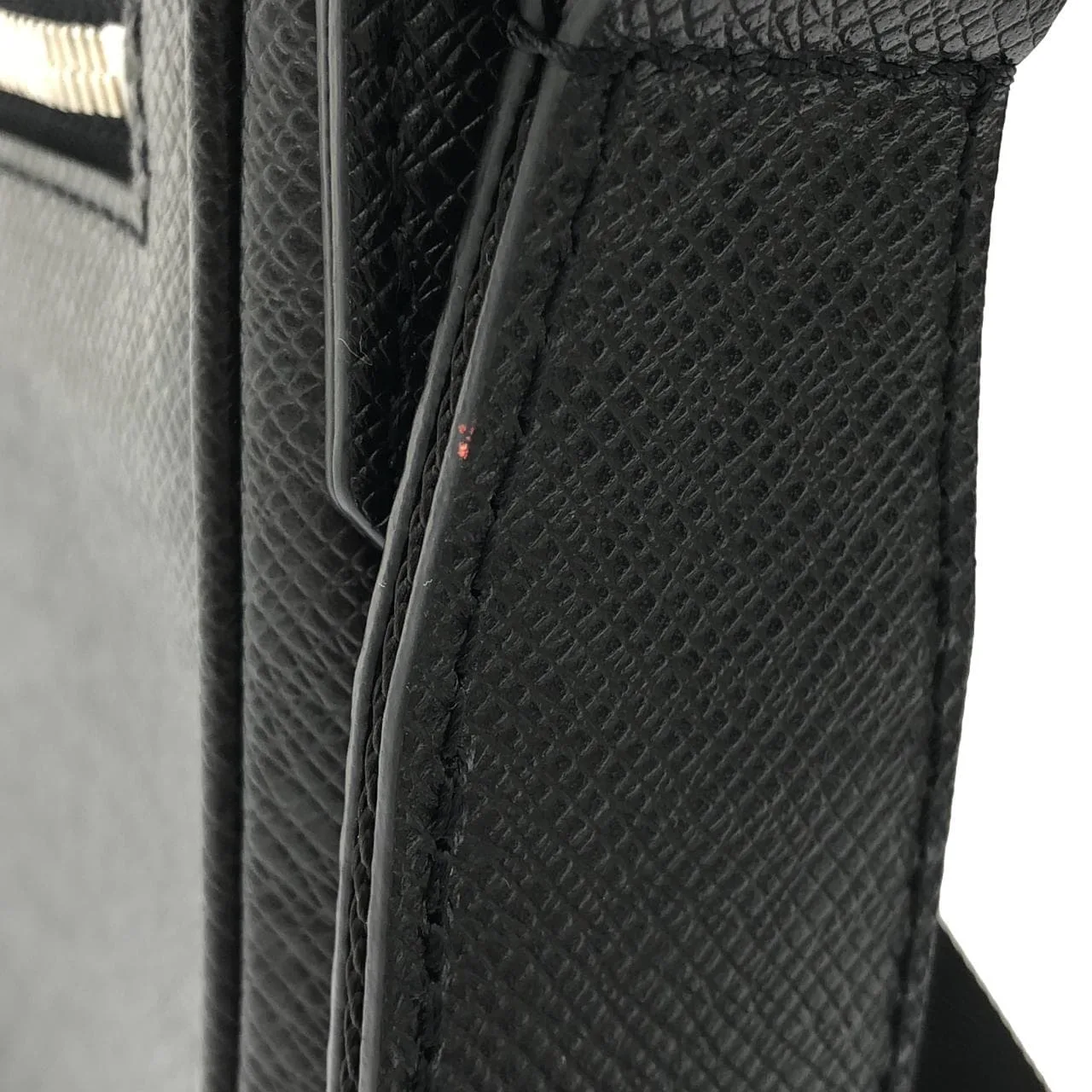 LOUIS VUITTON District M30850 肩背包 5