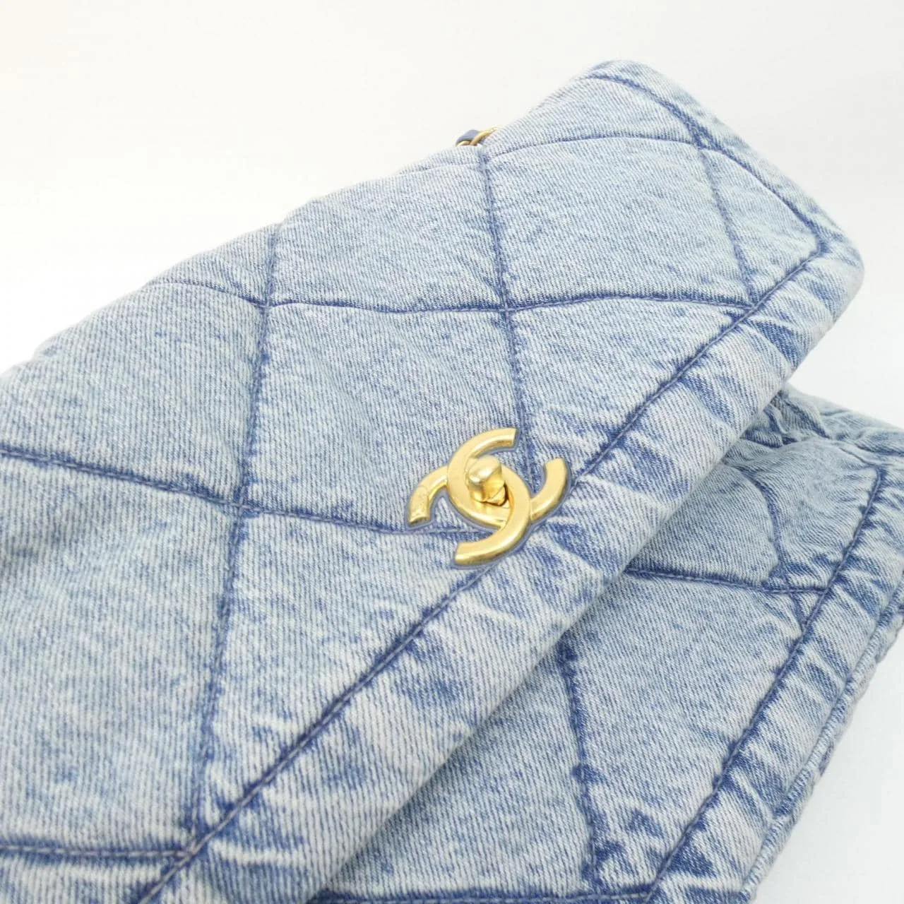 CHANEL AS5734 肩背包 牛仔布 4