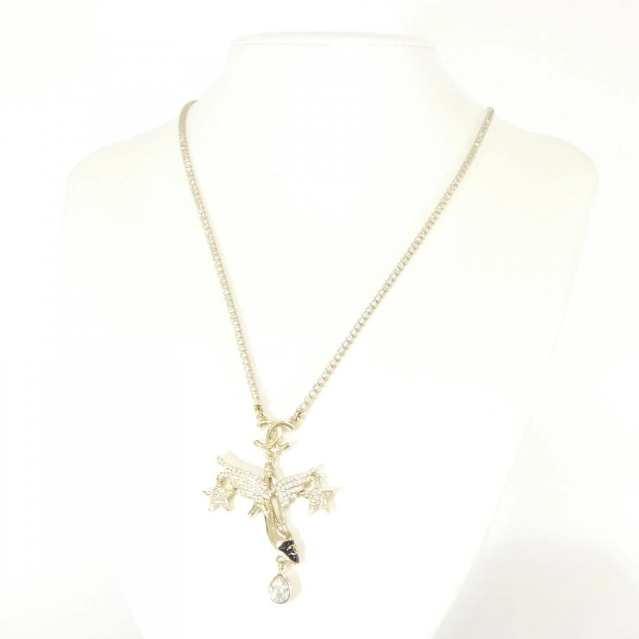 CHANEL Accessories 5