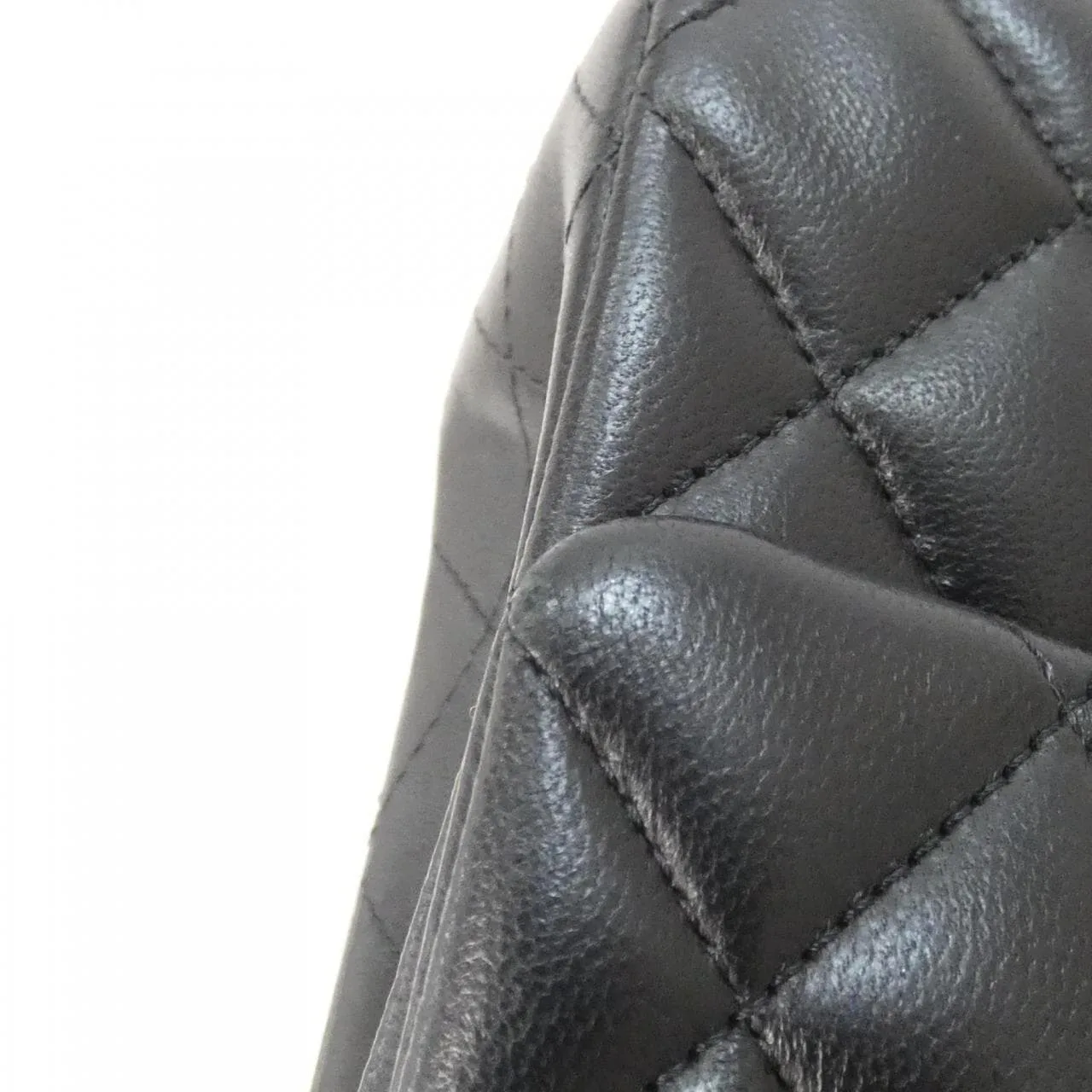 CHANEL Matelasse 1112 Shoulder Lambskin 4