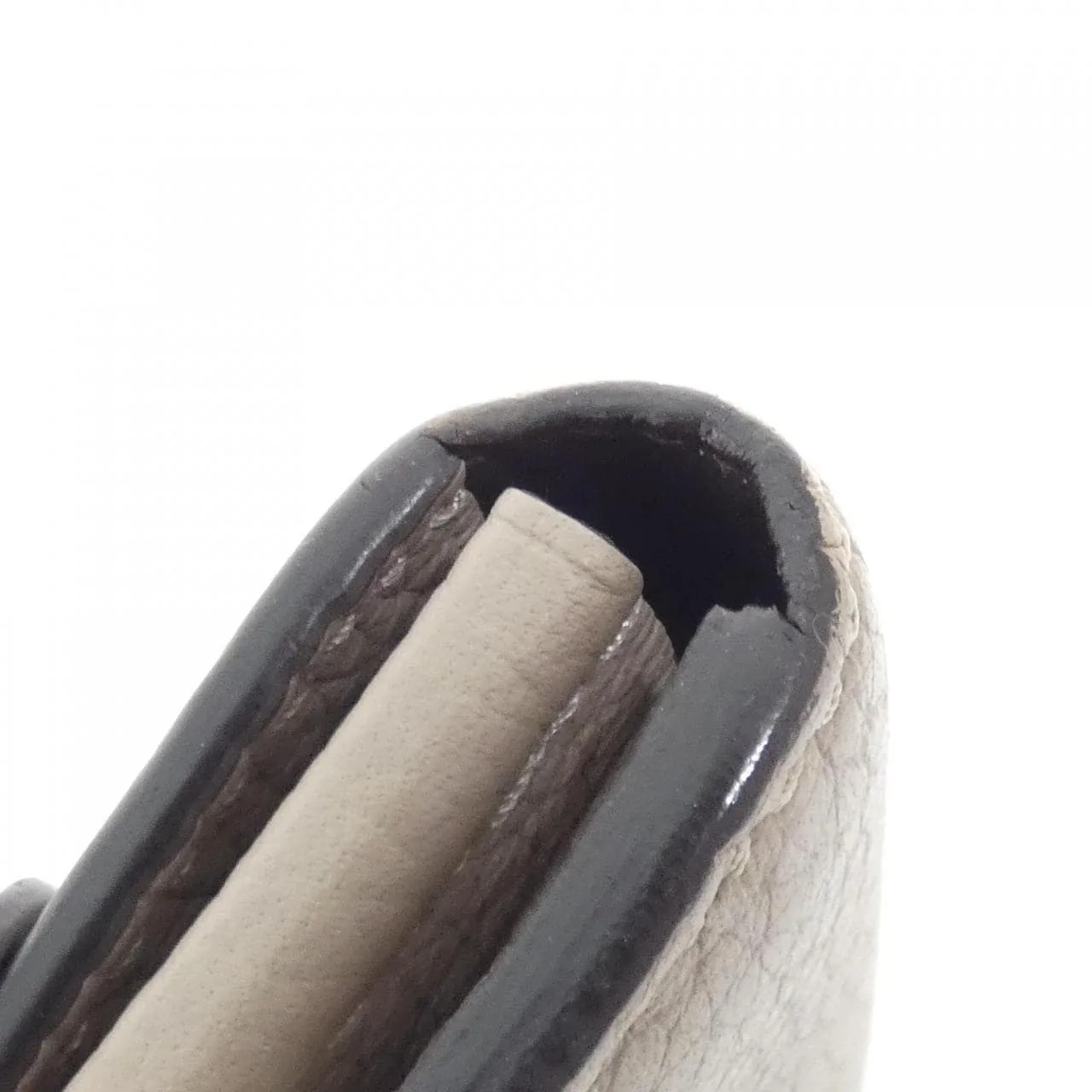LOUIS VUITTON Capucines M61249 銀包 3