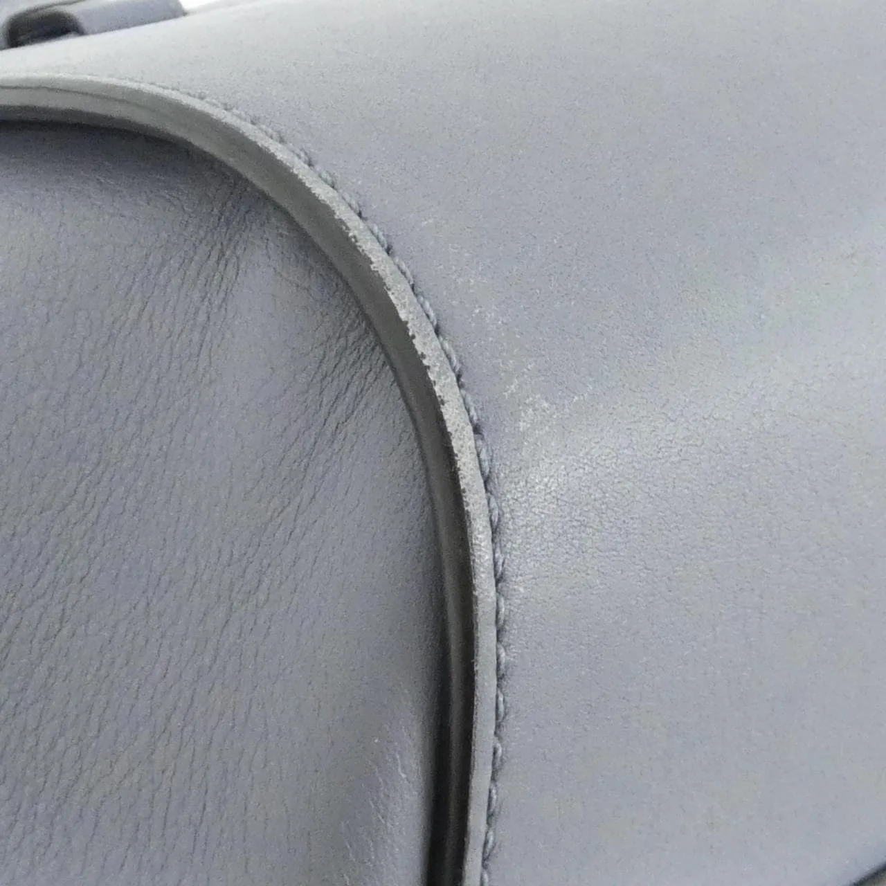 LOEWE Hammock 387 30 S35 Shoulder 3