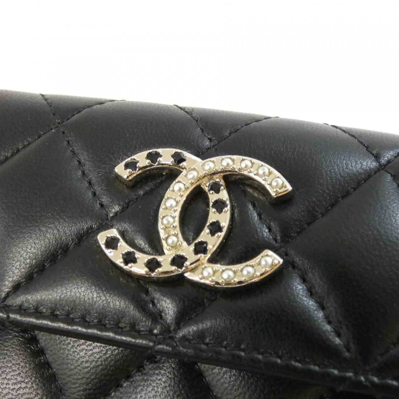 CHANEL AP4035 Wallet Lambskin 4