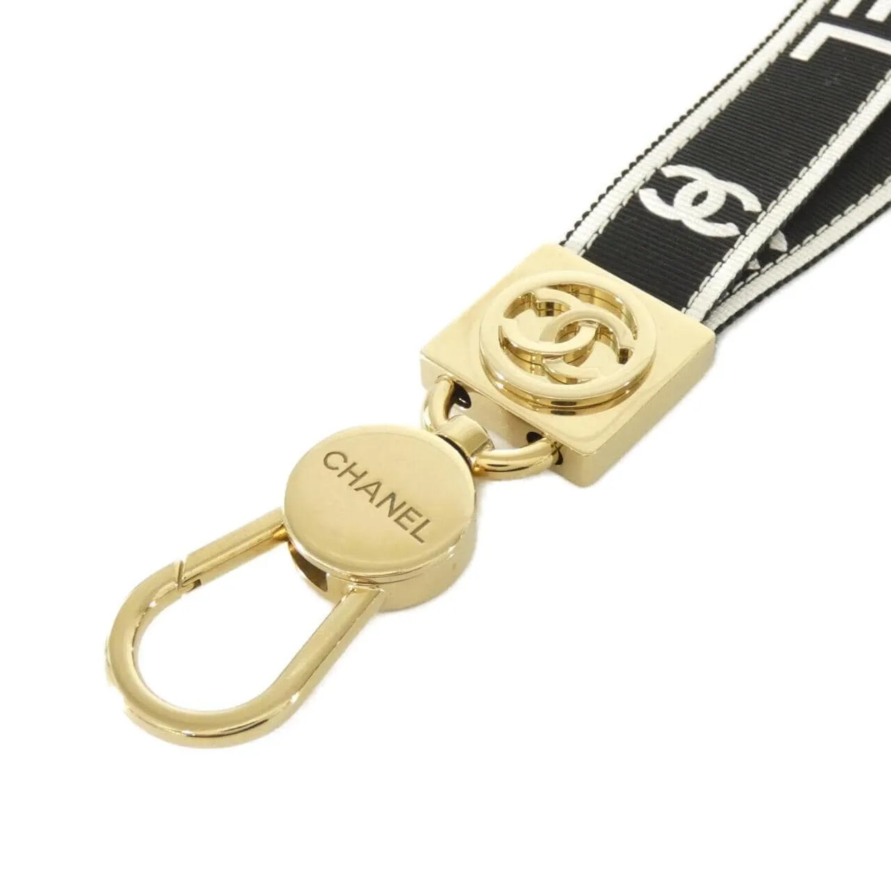 CHANEL AAA911 Wallet Canvas 2