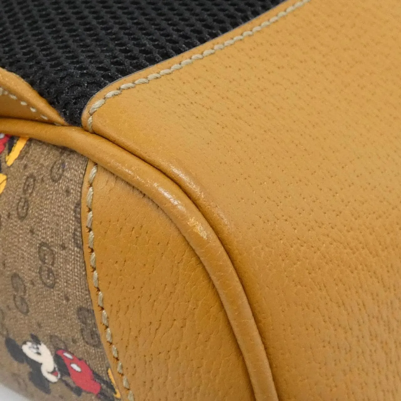 GUCCI 552884 HWUDM 背包 皮革 3