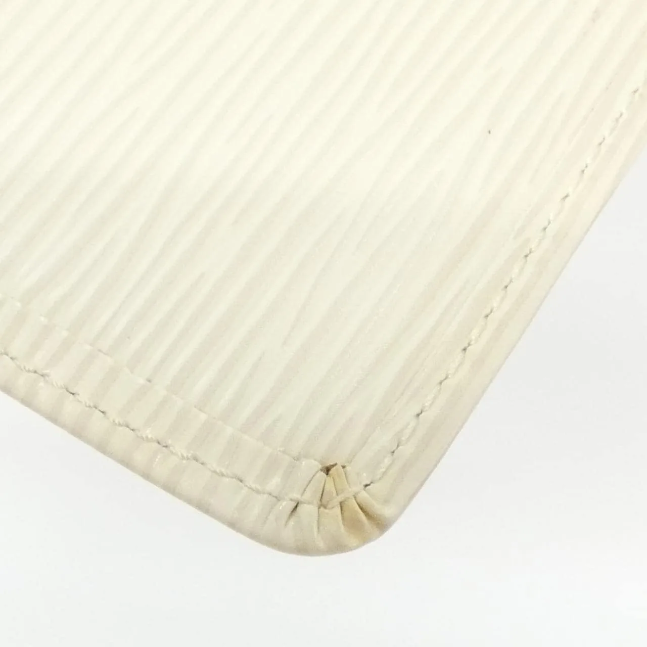 LOUIS VUITTON Pochette M6380J 散紙包 Epi 4