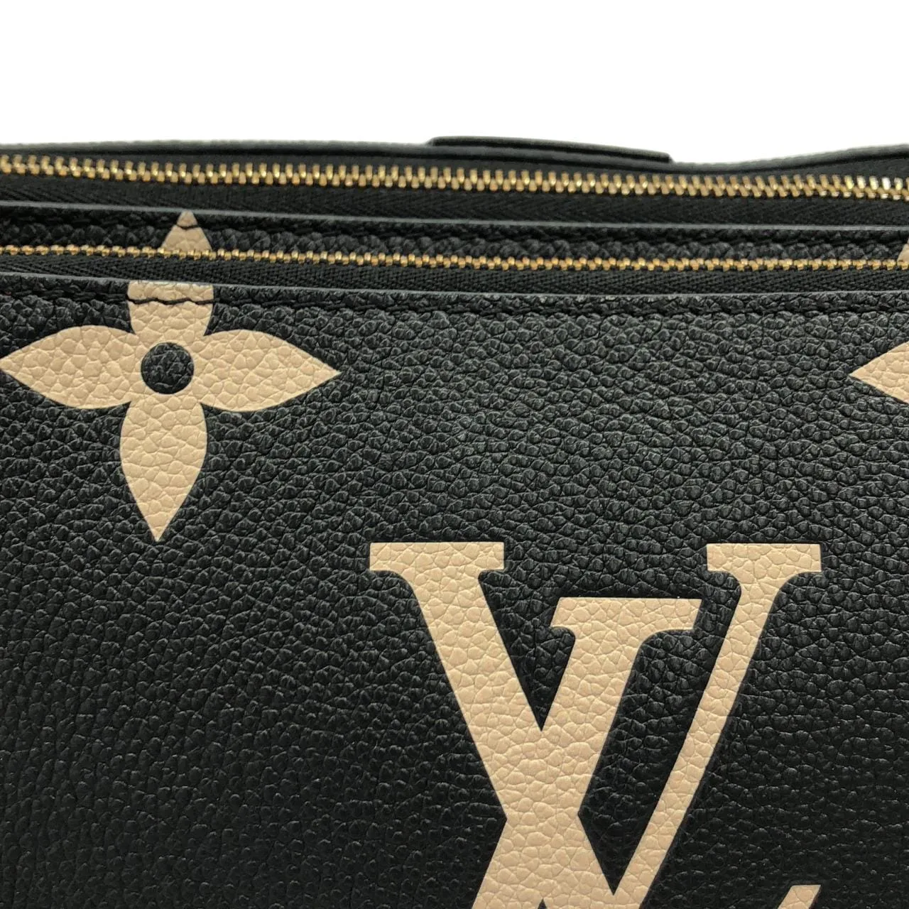LOUIS VUITTON Pochette M45777 Shoulder Monogram 5