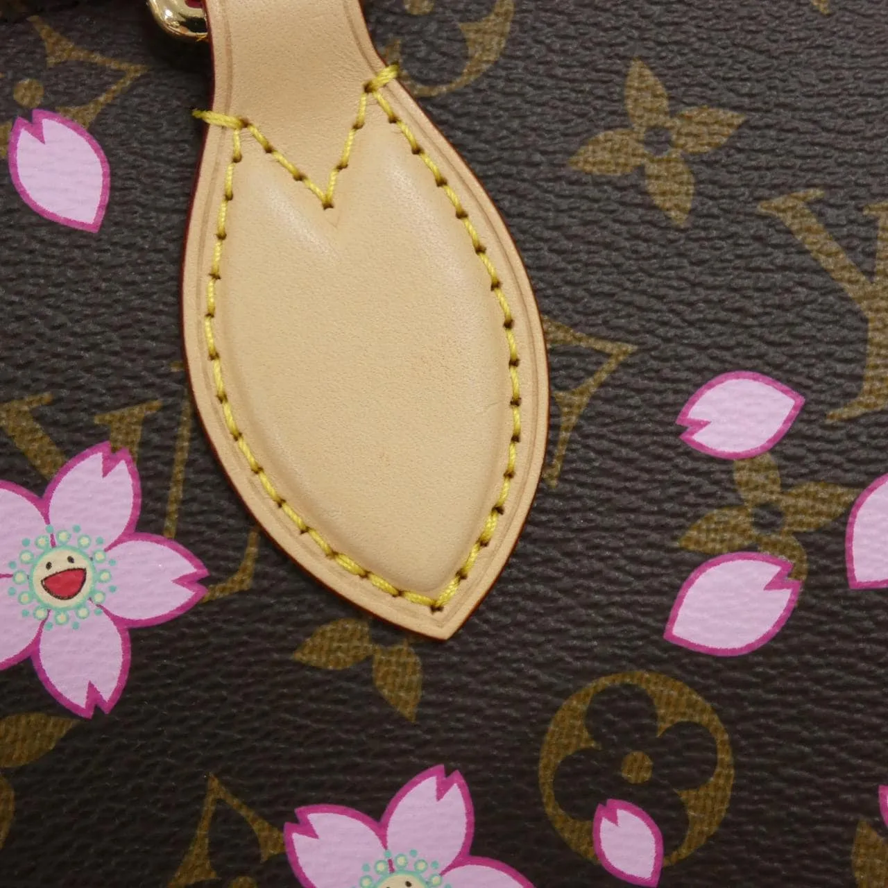 LOUIS VUITTON OnTheGo M13269 Handbag Monogram 4