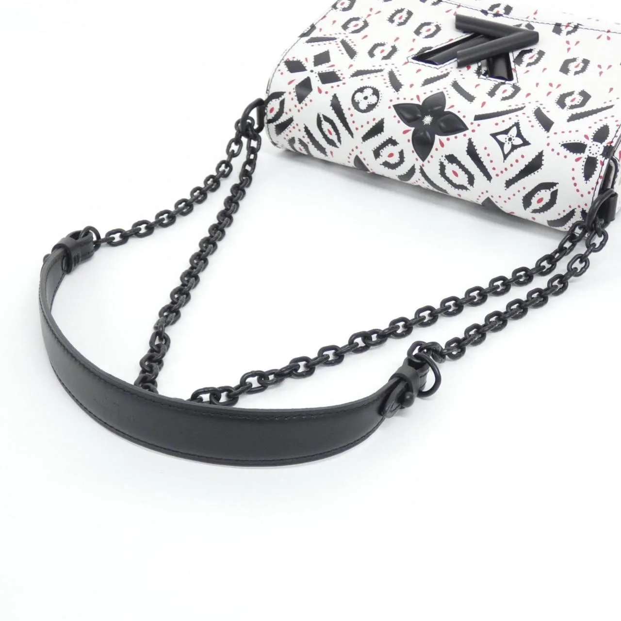 LOUIS VUITTON Twist M50825 肩背包 4